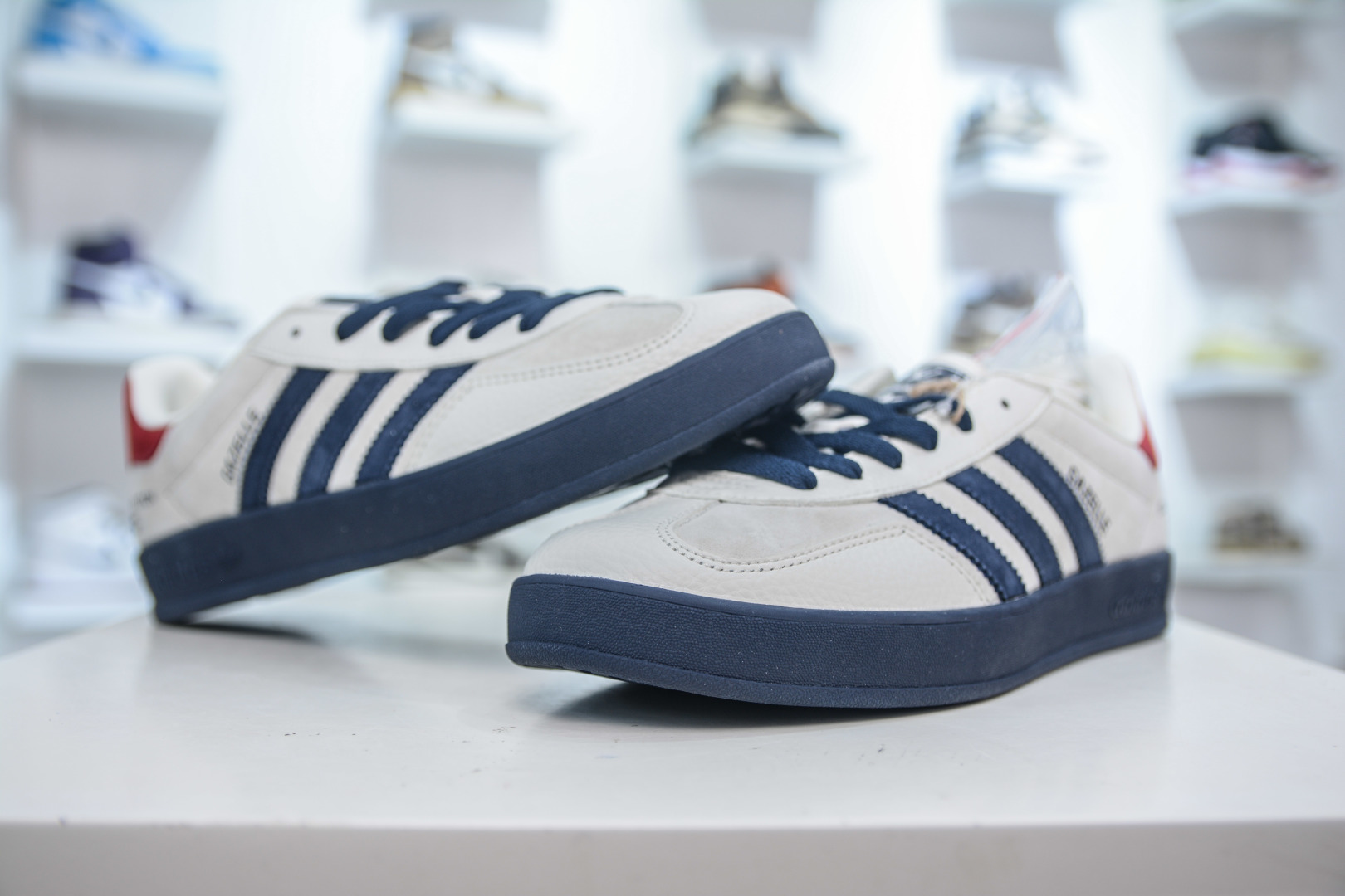Adidas Gazelle x Louis Vuitton Collab Sneakers - Iconic Style and Luxury 5 cmp i1752587494859 5402 0 3