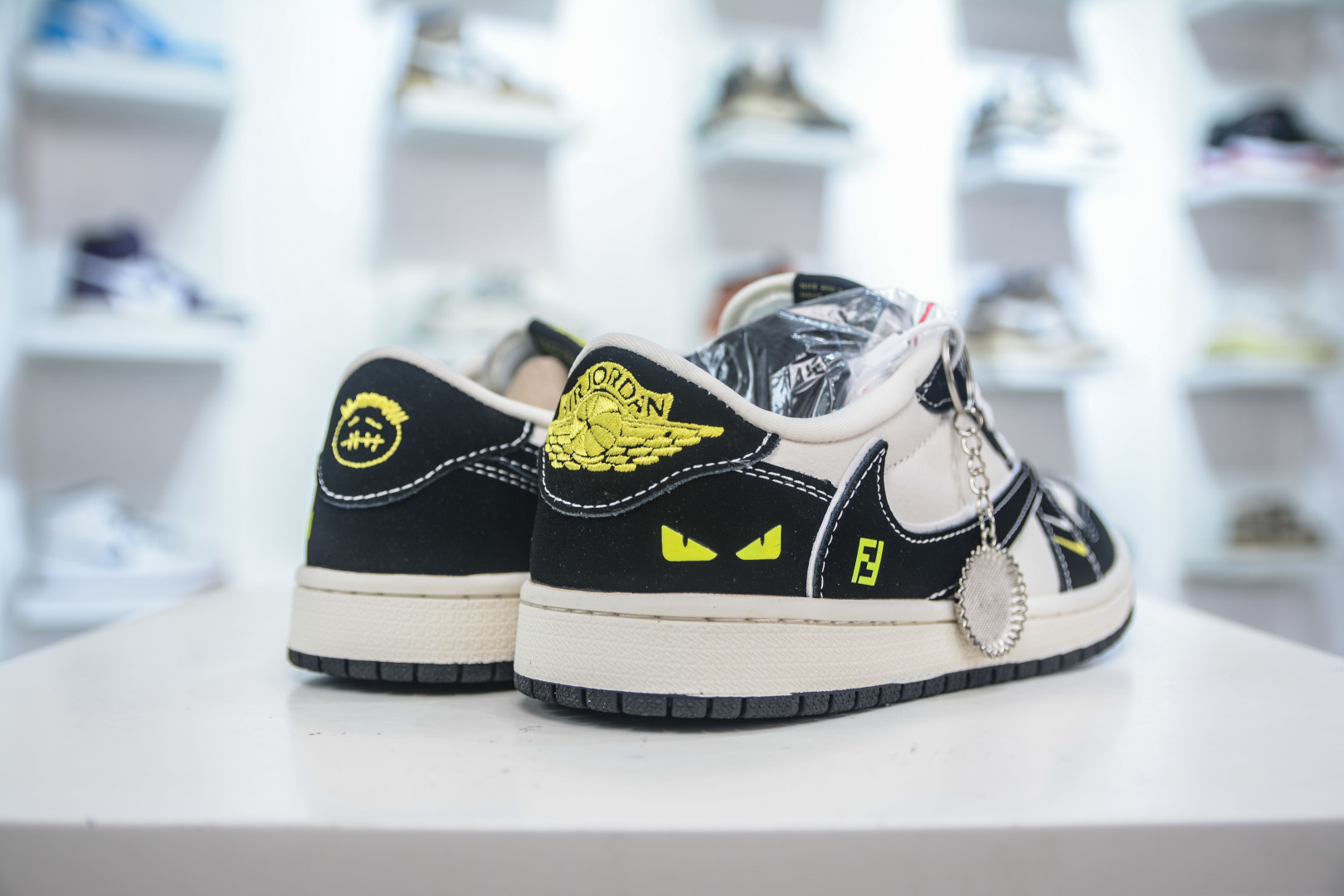 TS x Air Jordan x Fendi Low-Top Sneakers - Stylish Collaboration, Comfortable Fit 6 cmp i1752587592877 4369 0 5