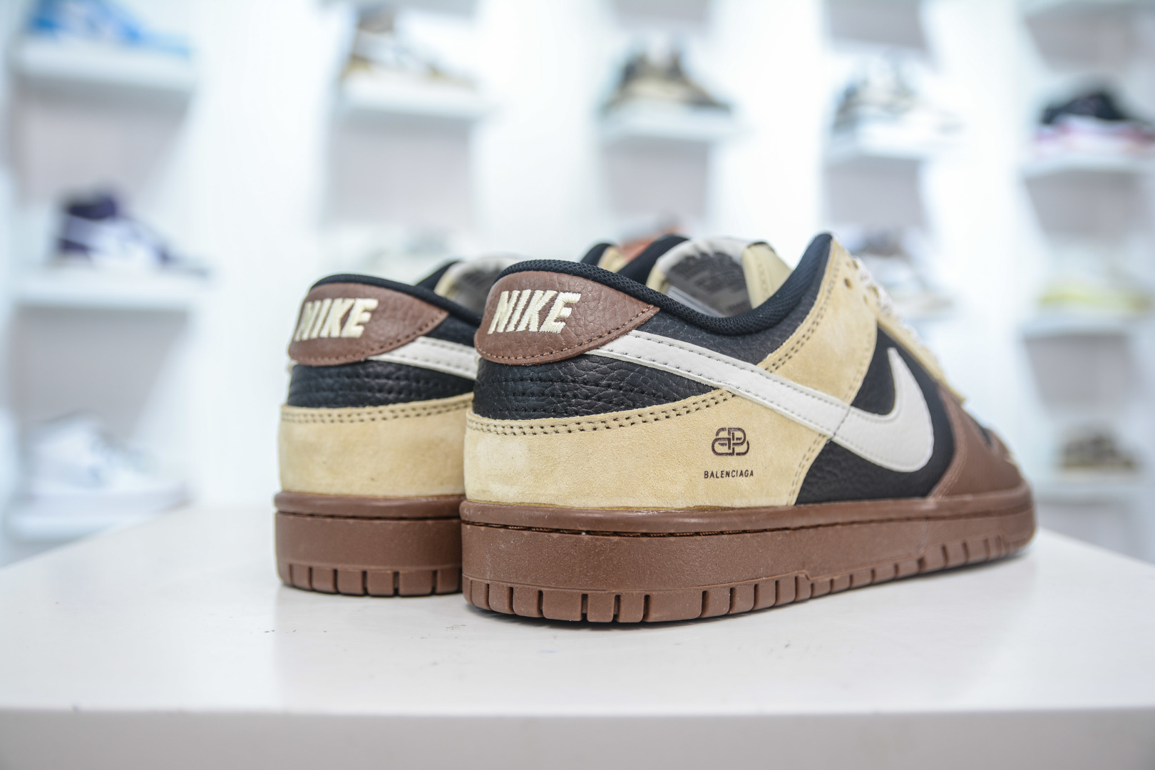 Nike SB Dunk Low x Balenciaga Collab - Stylish, Durable, and Comfortable 6 cmp i1752587640205 4955 0 5