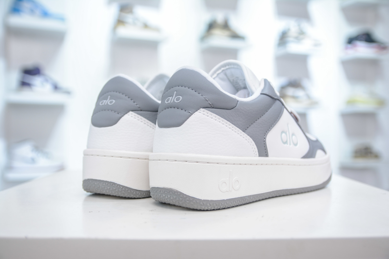 Alo Yoga Recover Mode Sneakers - Low Top, Hidden Heel, Casual Platform Shoes 7 cmp i1752588173188 1971 0 5