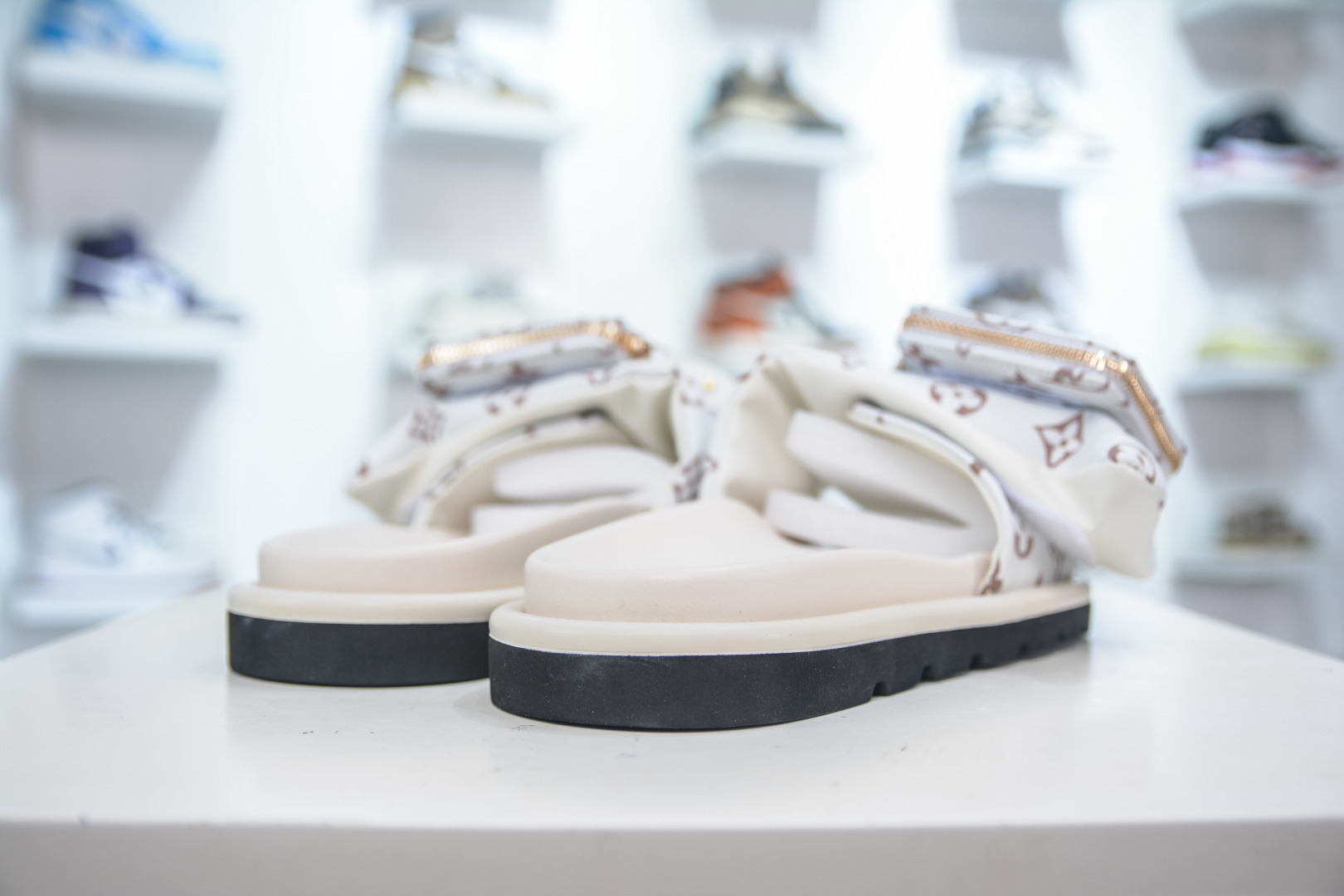 Louis Vuitton Pool Pillow Comfort Sandal, White, Women's Size 35-45 7 cmp i1752588357631 6680 0 5