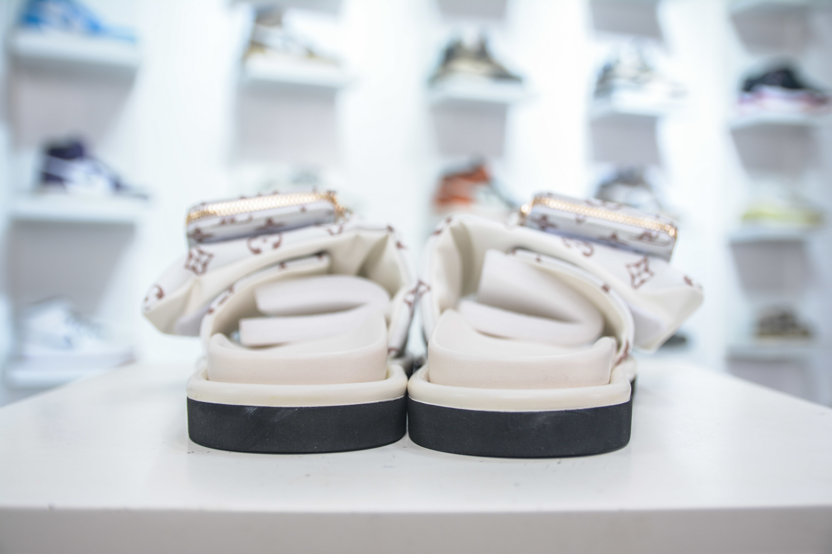 Louis Vuitton Pool Pillow Comfort Sandal, White, Women's Size 35-45 3 cmp i1752588358435 4465 0 1