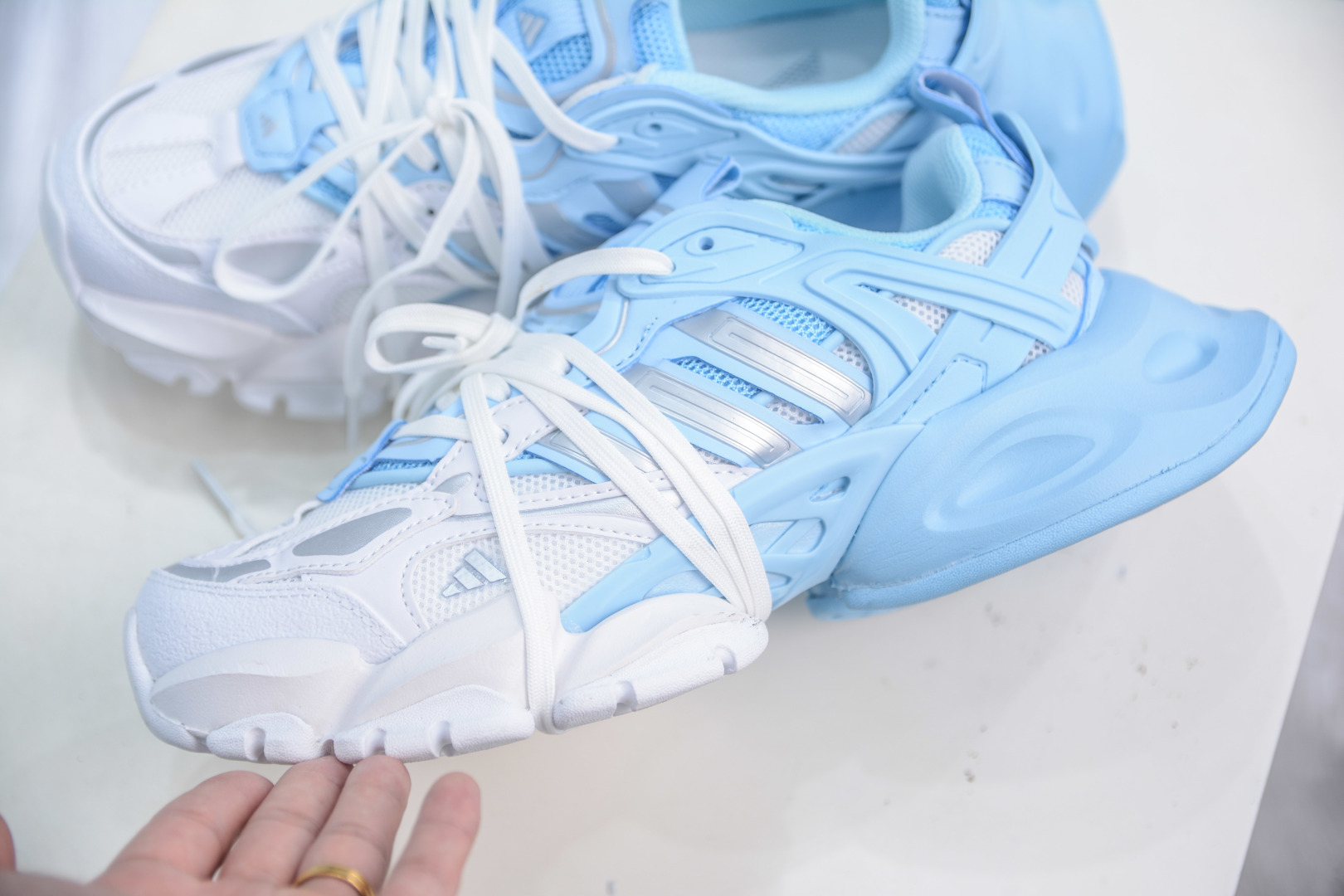 阿迪达斯Adidas XLG Runner Deluxe 跑步者豪华版系列低帮厚底增高慢跑鞋 JR0862