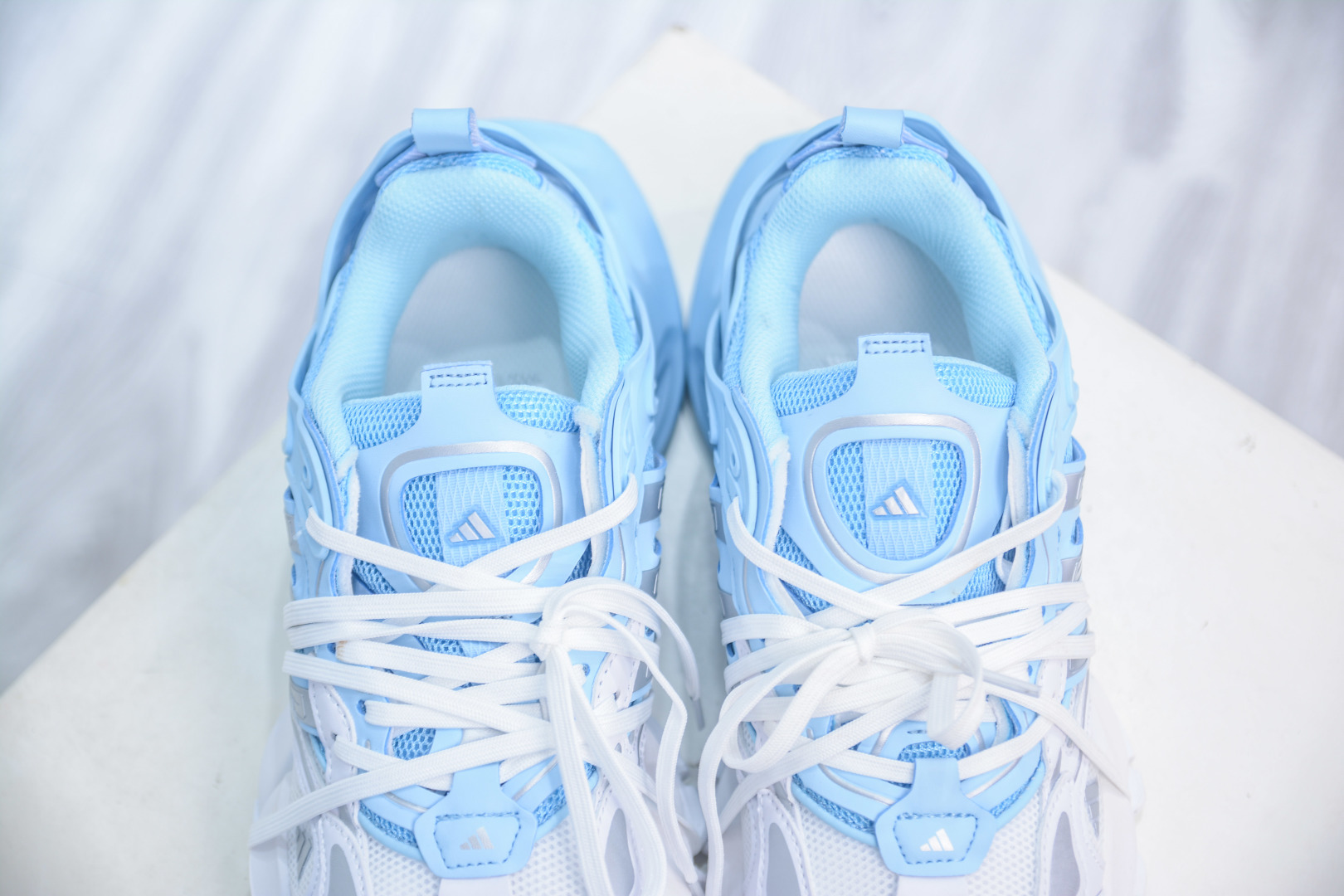 阿迪达斯Adidas XLG Runner Deluxe 跑步者豪华版系列低帮厚底增高慢跑鞋 JR0862