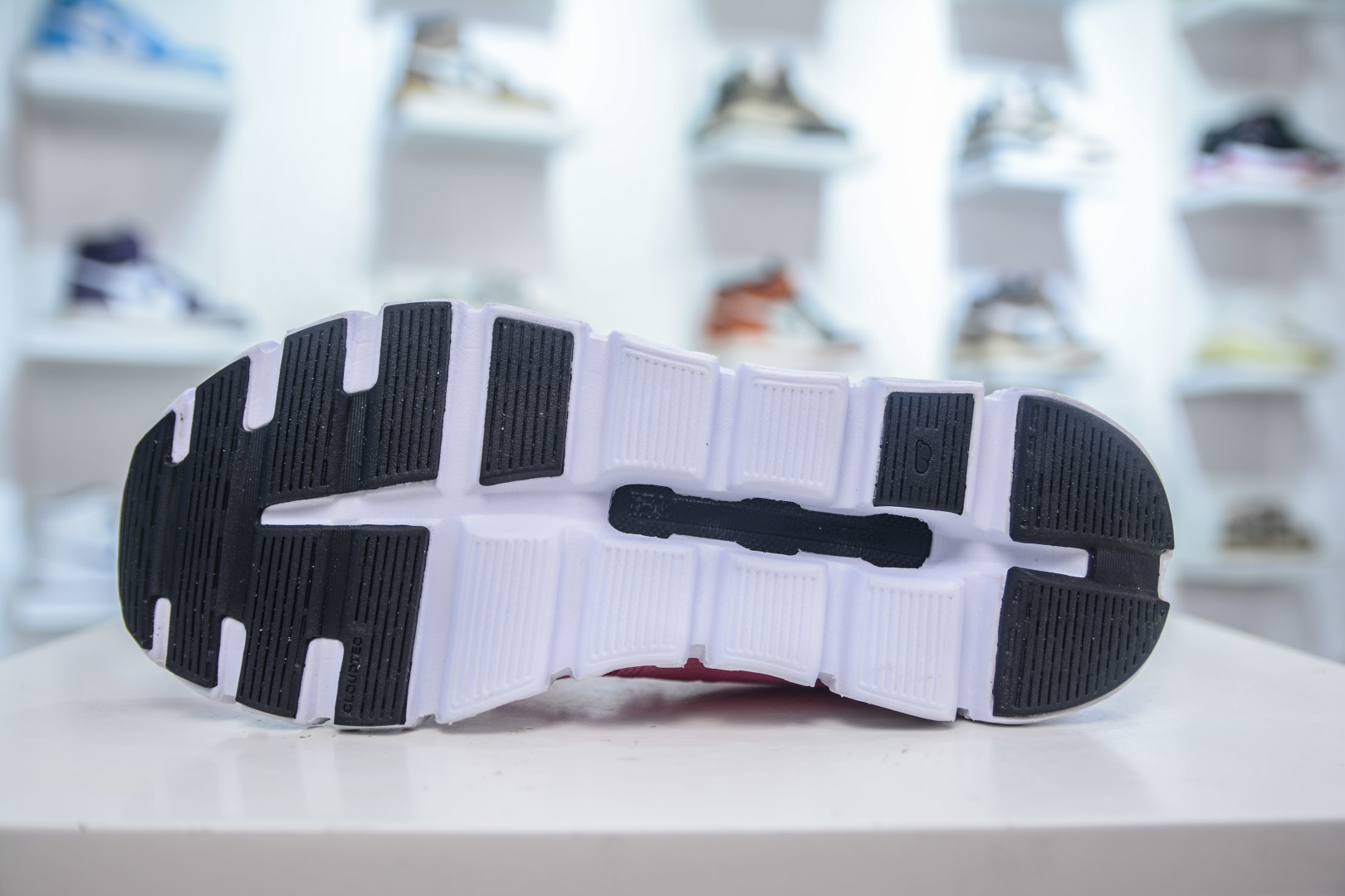 On昂跑 Cloudtilt 6 训练鞋Cloudtitl新品男女同款防水缓震徒步鞋厚底增高运动老爹鞋 3WF10063013