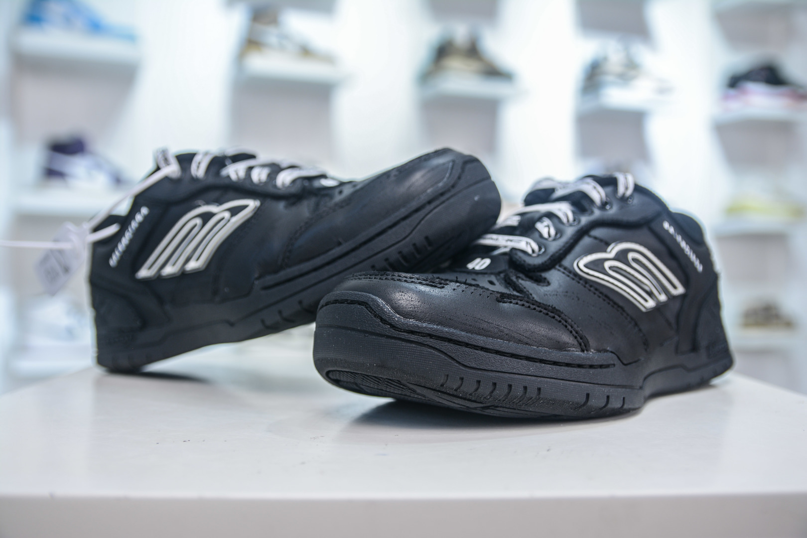 VG版 Balenciaga Hamptons Worn-Out 巴黎世家十八18代 841765 WCURB 1000