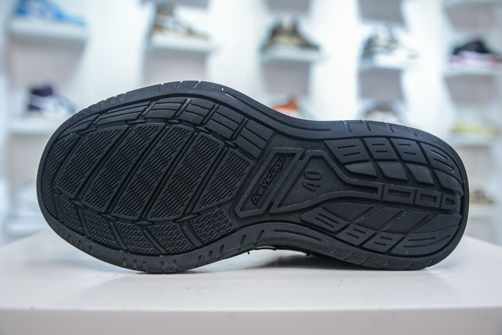 VG版 Balenciaga Hamptons Worn-Out 巴黎世家十八18代 841765 WCURB 1000