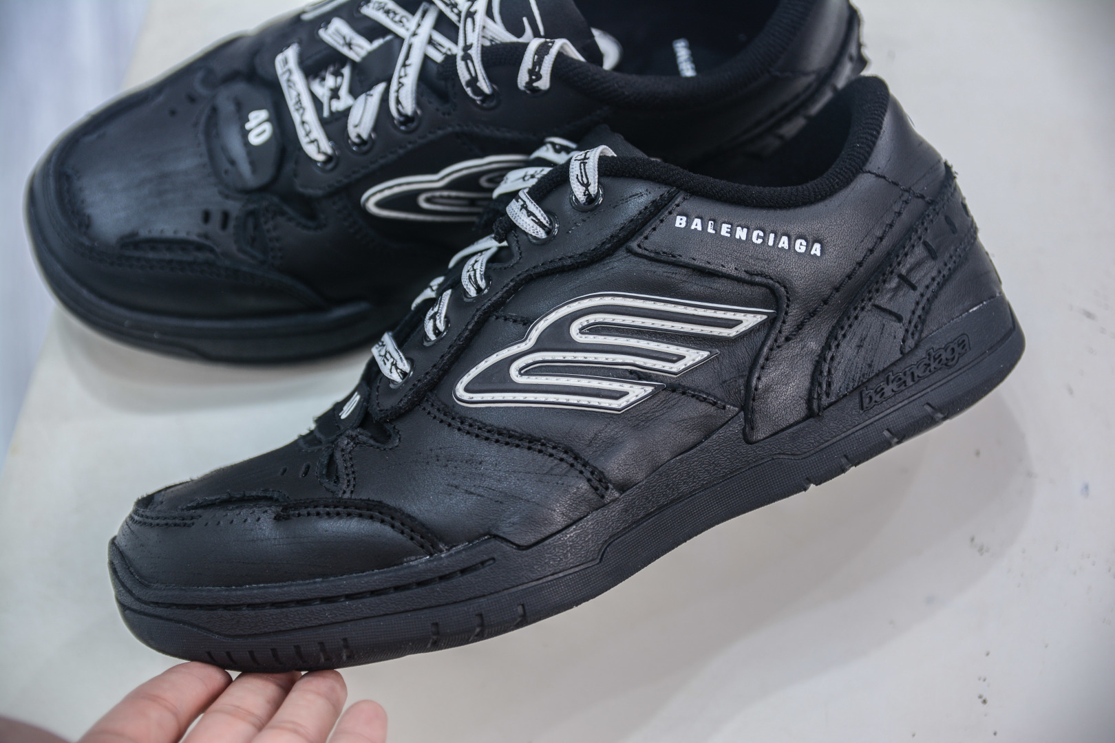 VG版 Balenciaga Hamptons Worn-Out 巴黎世家十八18代 841765 WCURB 1000