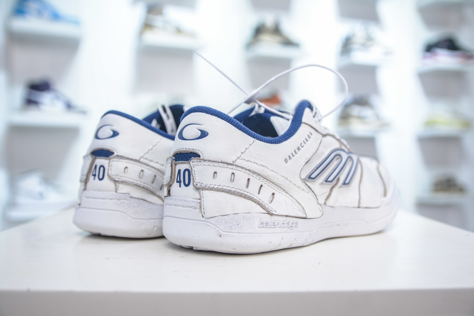 VG版 Balenciaga Hamptons Worn-Out 巴黎世家十八18代 841765 WCURB 9414