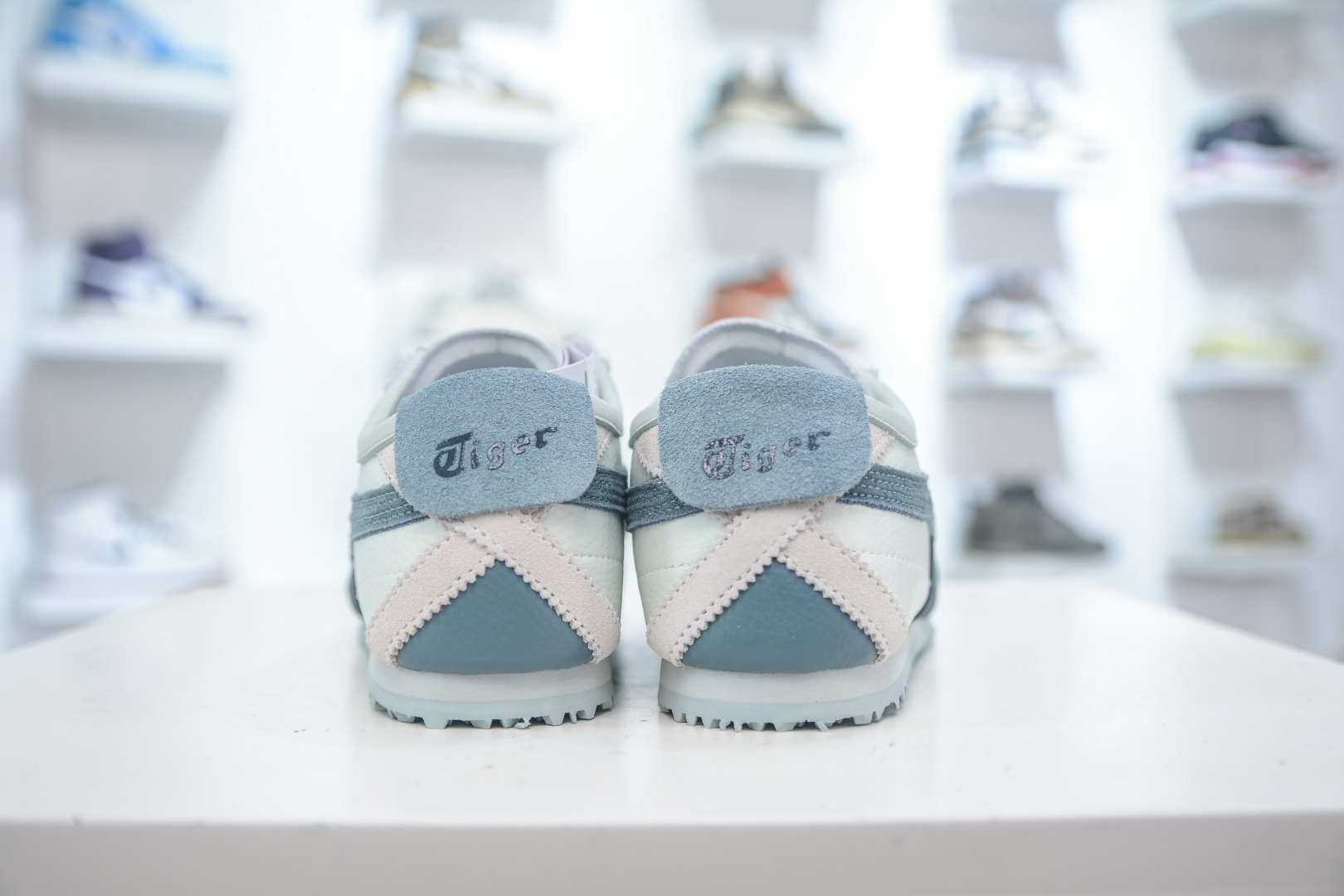 Asics 鬼冢虎 Mexico 66 VIN 印尼厂 1183C076-300