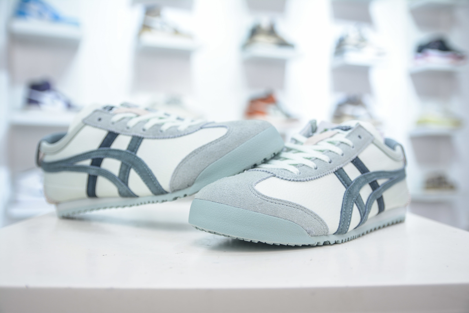 Asics 鬼冢虎 Mexico 66 VIN 印尼厂 1183C076-300