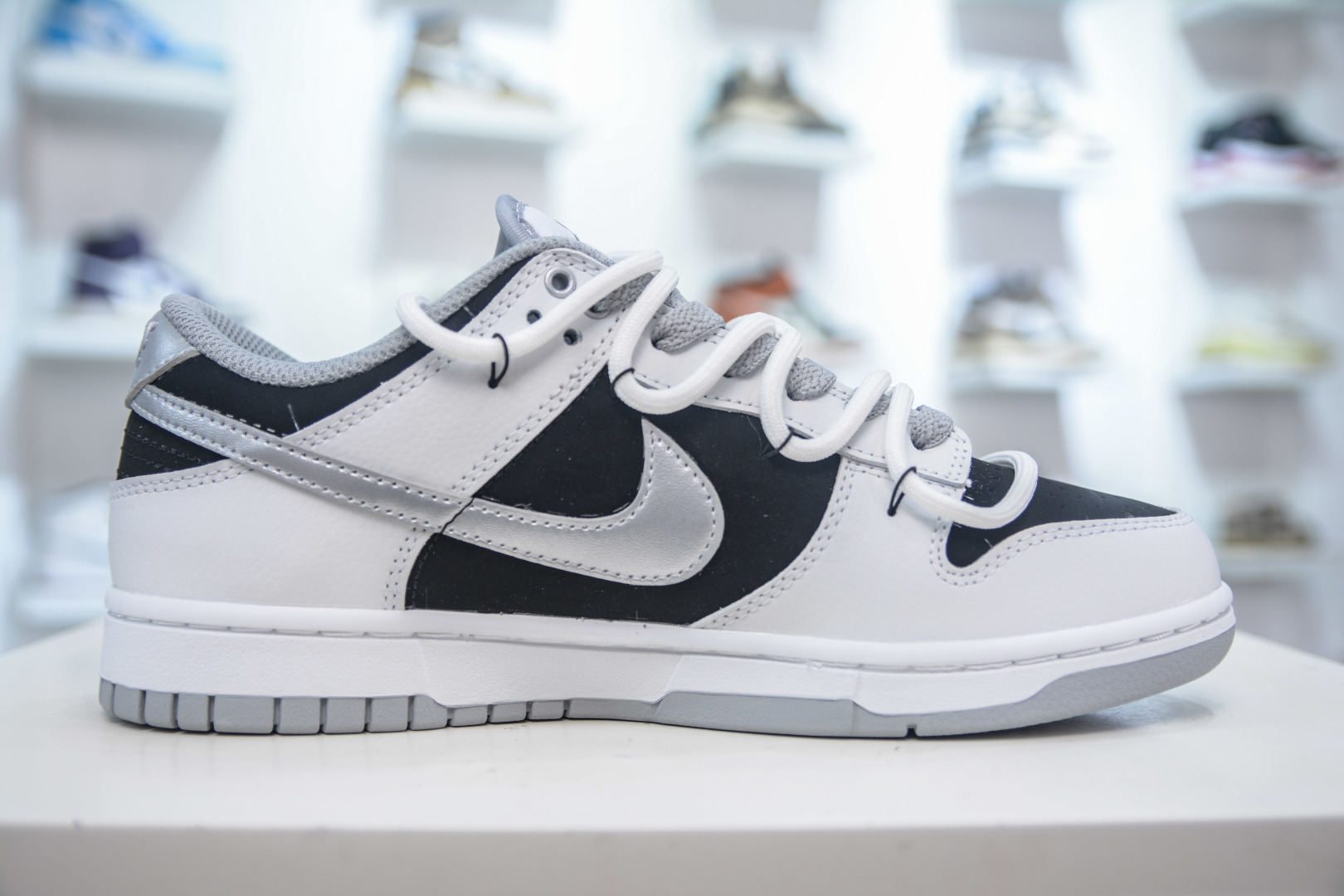 YC纯原 Nike Dunk Low 星黎 反转黑白 WS0414-025