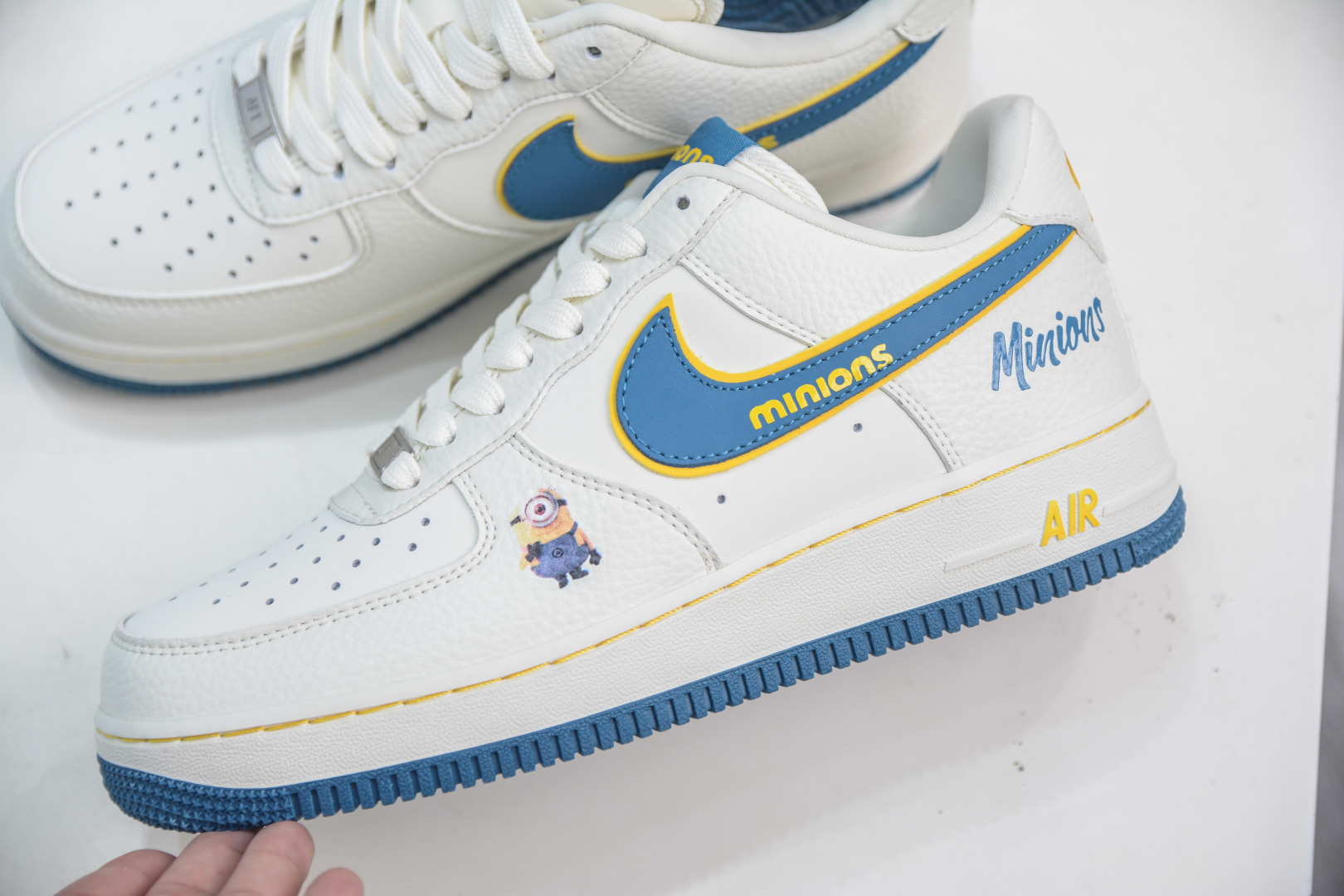 Nike Air Force 1 Low 小黄人联名 SC0601-566