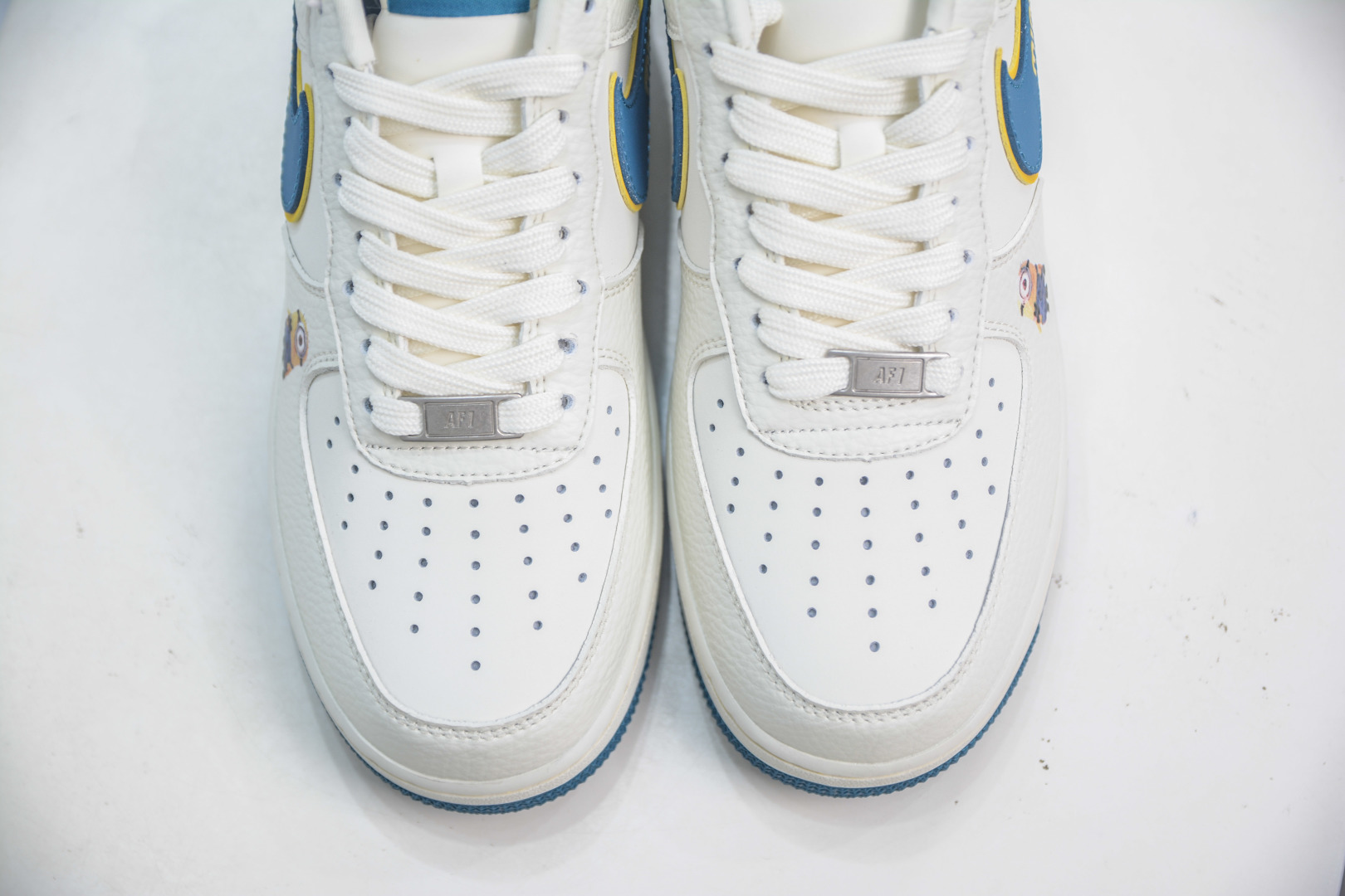 Nike Air Force 1 Low 小黄人联名 SC0601-566