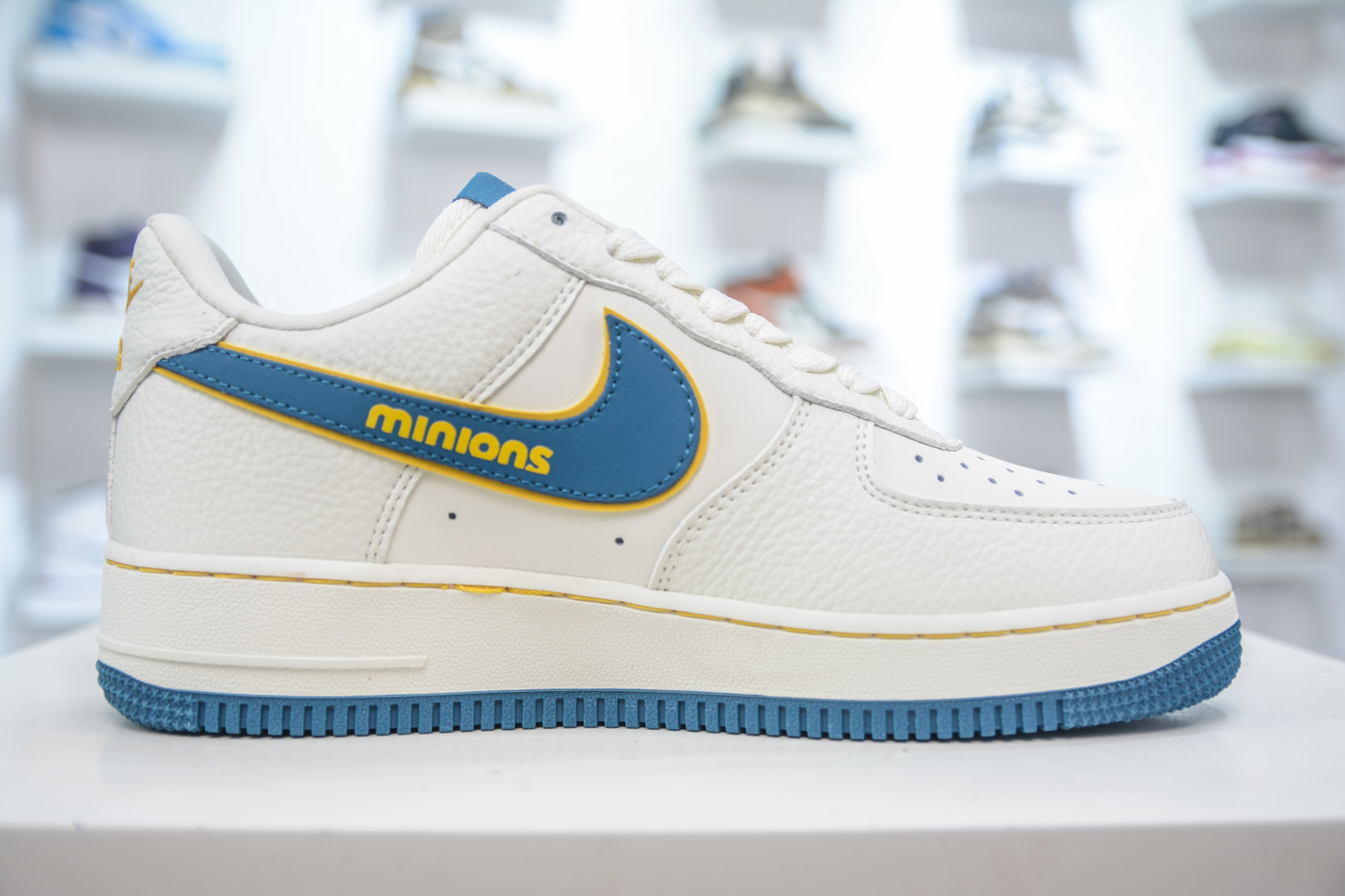 Nike Air Force 1 Low 小黄人联名 SC0601-566