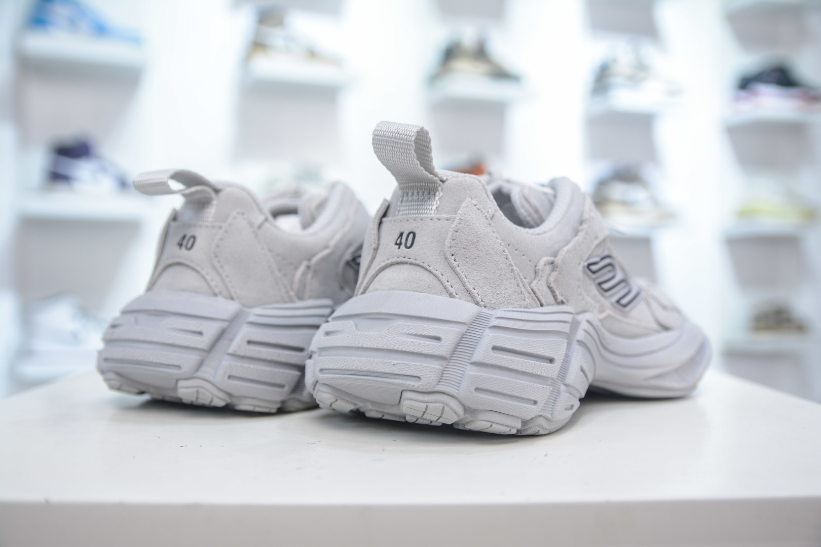 380 VG版 Balenciaga Monday 巴黎世家圆头厚底低帮老爹鞋  825418 WMNSS 1011