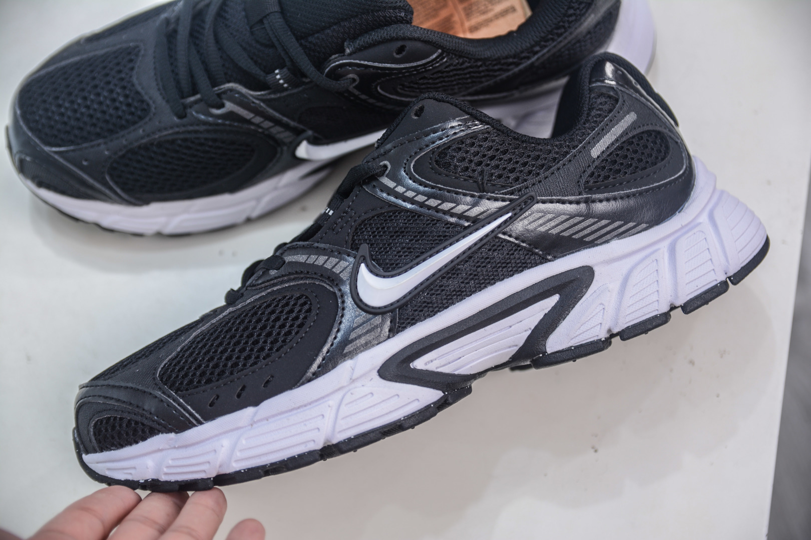Nike V5 RNR Running Shoes: Comfortable, Stylish, and Durable Low-Top Sneakers 8 cmp i1752850057662 8150 0 6