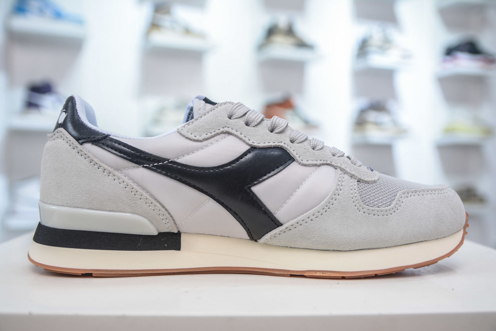 Diadora Camaro Retro Running Shoes - Polyester, Suede, Leather - Style & Comfort 4 cmp i1752850293809 2612 0 2