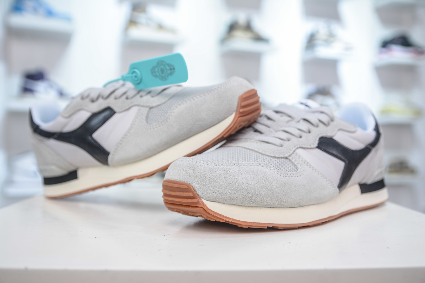 Diadora Camaro Retro Running Shoes - Polyester, Suede, Leather - Style & Comfort 5 cmp i1752850293809 9999 0 3