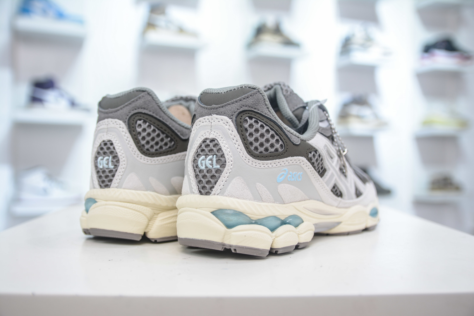Asics Gel-NYC: Retro-Cool Running Shoes for Everyday Comfort and Style 6 cmp i1752850479728 8169 0 5