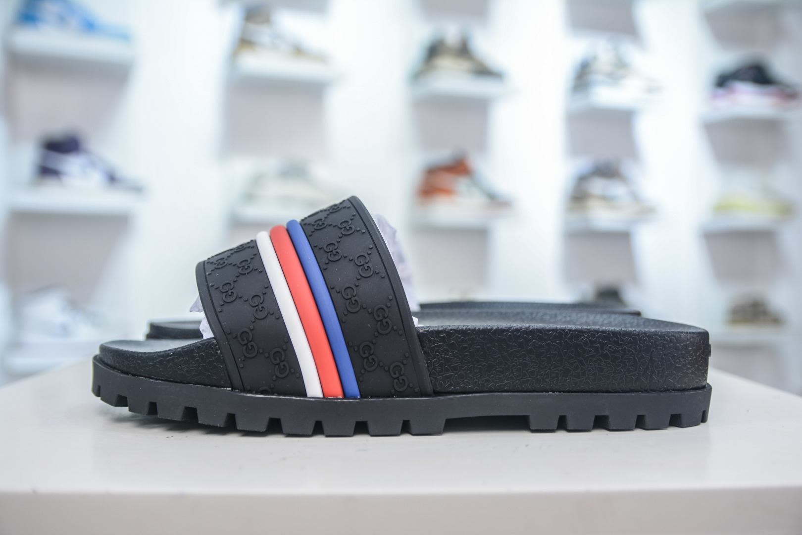 Gucci Platform Sandals Thick Bottom Slippers - European Style, Elegant & Comfy 2 cmp i1752850621966 2041 0 0