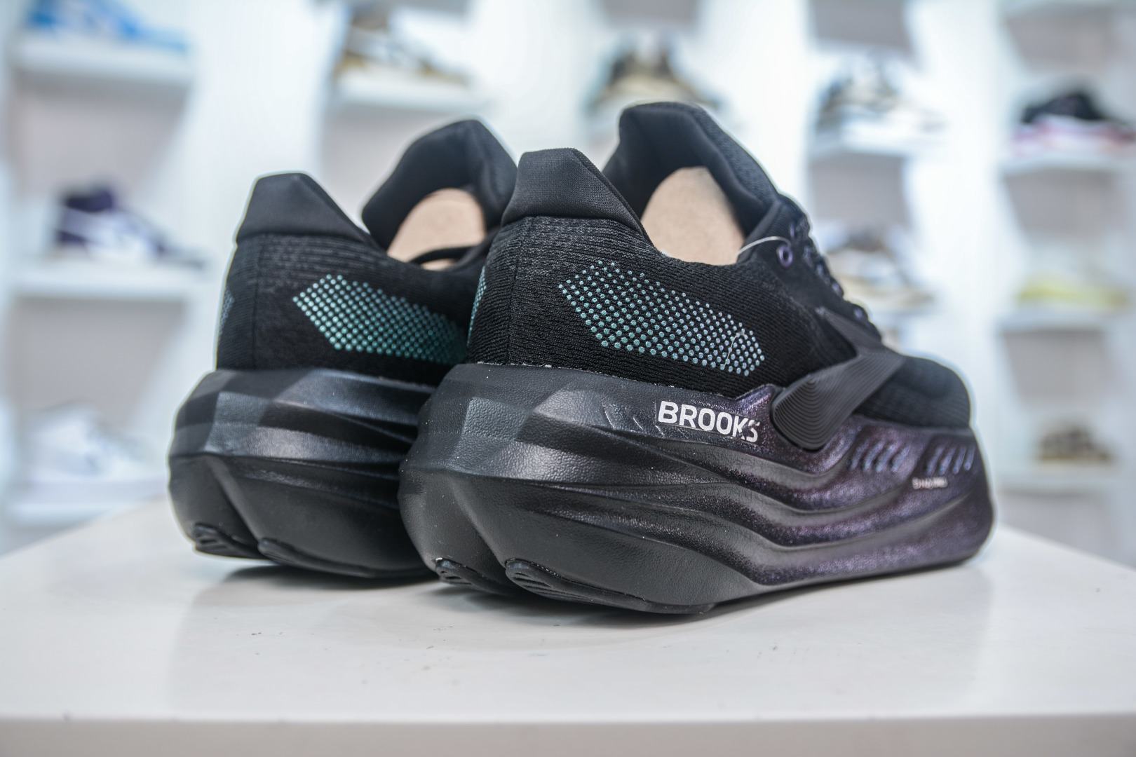 Brooks Glycerin 22: Lightweight, Breathable Running Shoes for Comfort and Support 7 cmp i1752850675982 6246 0 5