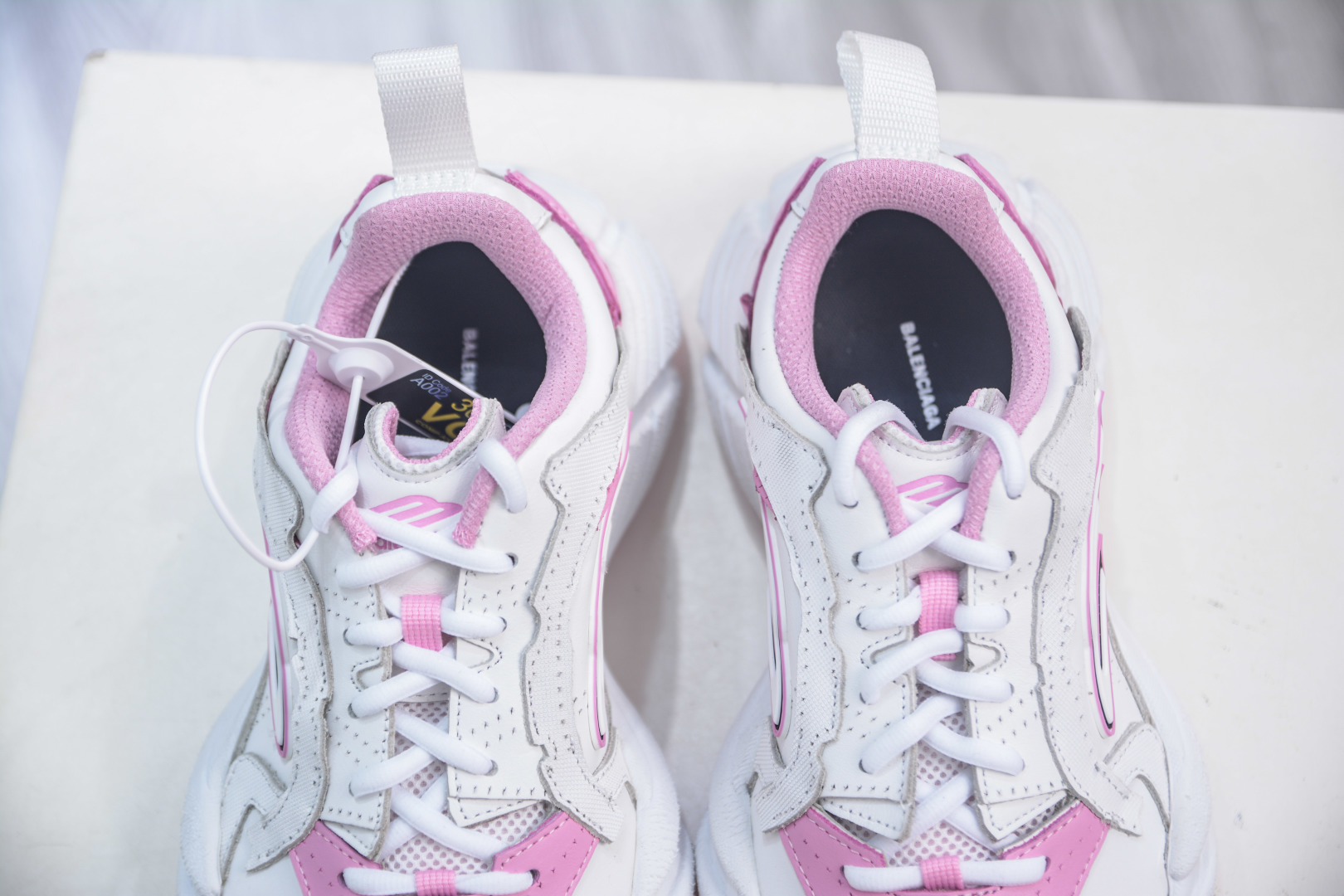 Skechers Women's D'Lites - White/Pink Chunky Sneakers, Comfortable and Stylish 8 cmp i1752850940057 3729 0 7
