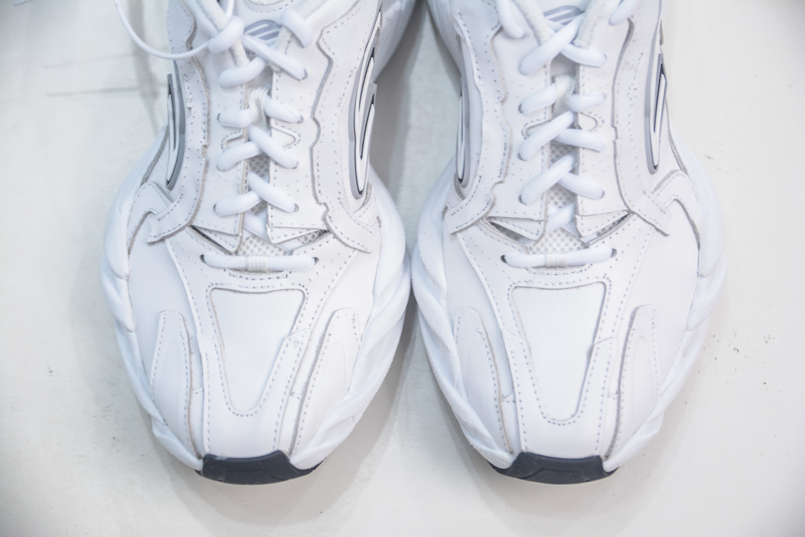 Skechers D'Lites: Iconic White Leather Sneakers for Women, Size 35-46 9 cmp i1752850999932 4130 0 8