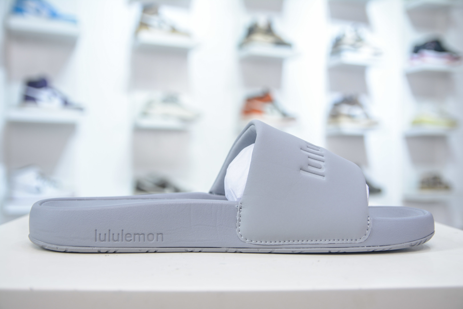 140 lululemon露露乐蒙 restfeel slide 轻便舒适 防滑防磨一字拖 露露拖鞋