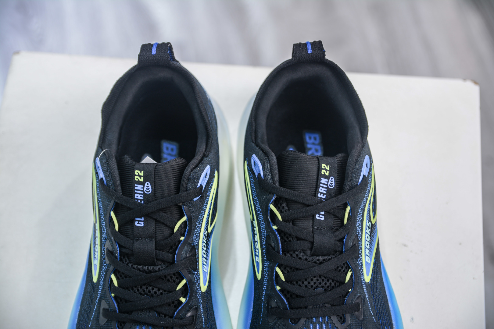 210 Brooks Glycerin GTS 22 布鲁克斯舒适百搭宽版防滑耐磨 低帮 休闲马拉松长跑跑步鞋 110445 1D 002