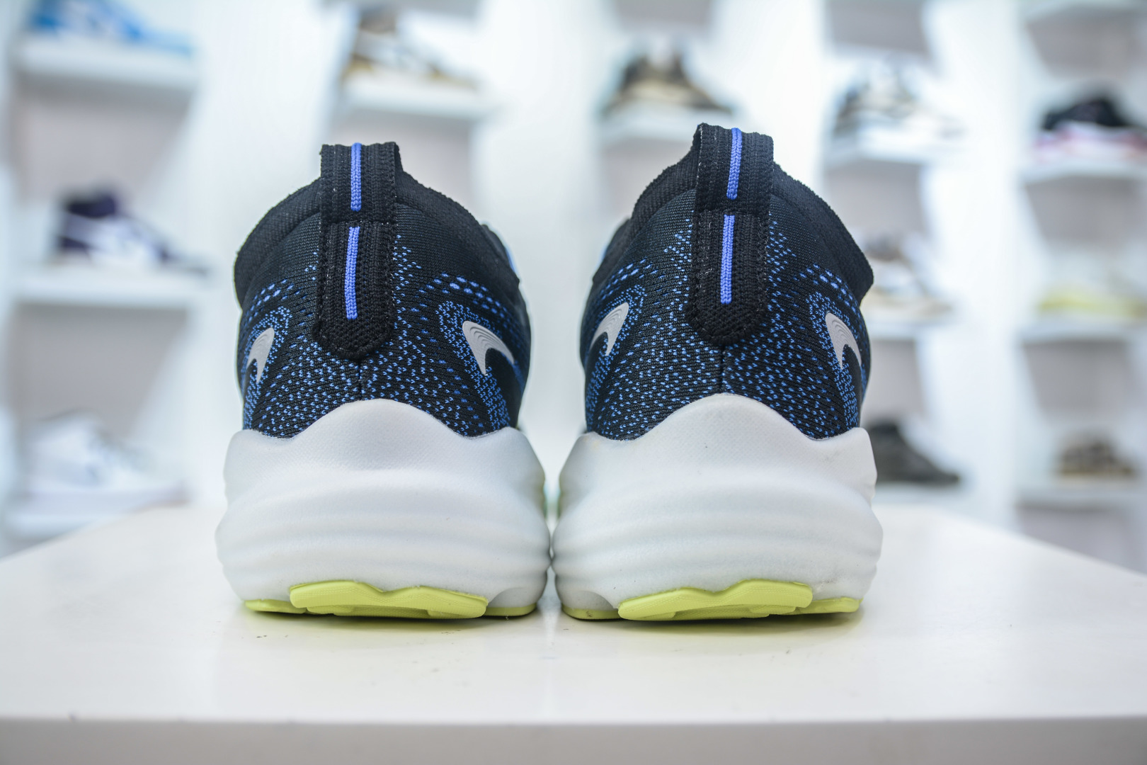 210 Brooks Glycerin GTS 22 布鲁克斯舒适百搭宽版防滑耐磨 低帮 休闲马拉松长跑跑步鞋 110445 1D 002