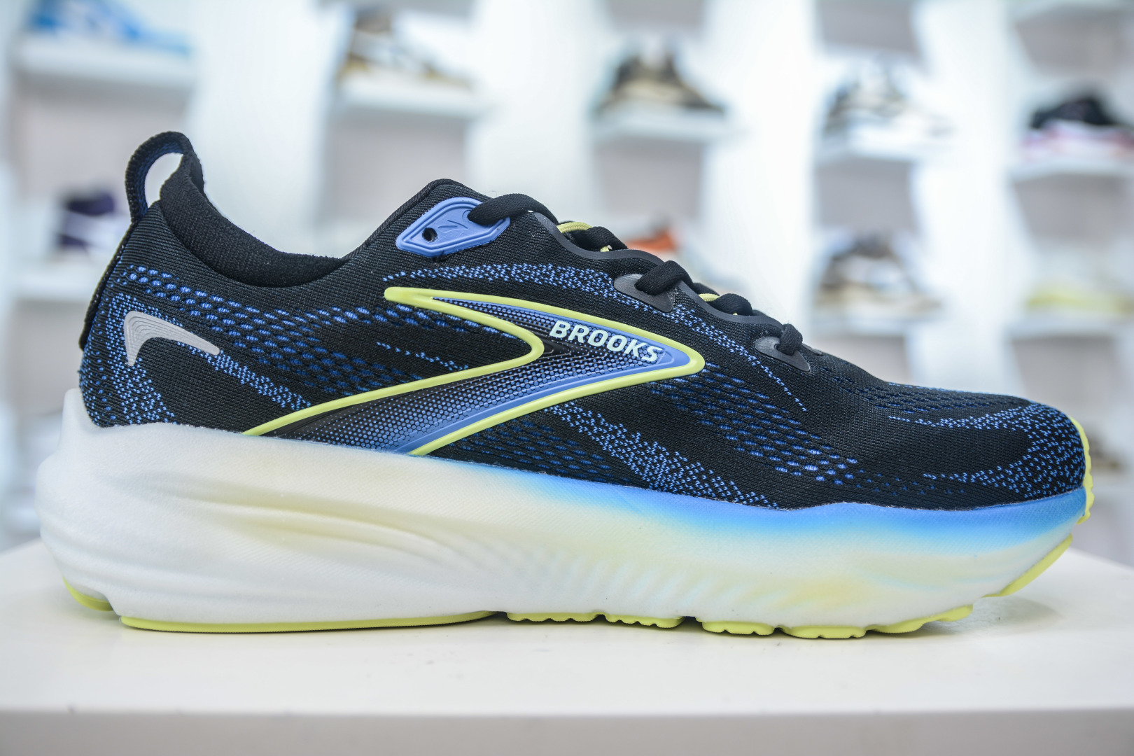 210 Brooks Glycerin GTS 22 布鲁克斯舒适百搭宽版防滑耐磨 低帮 休闲马拉松长跑跑步鞋 110445 1D 002