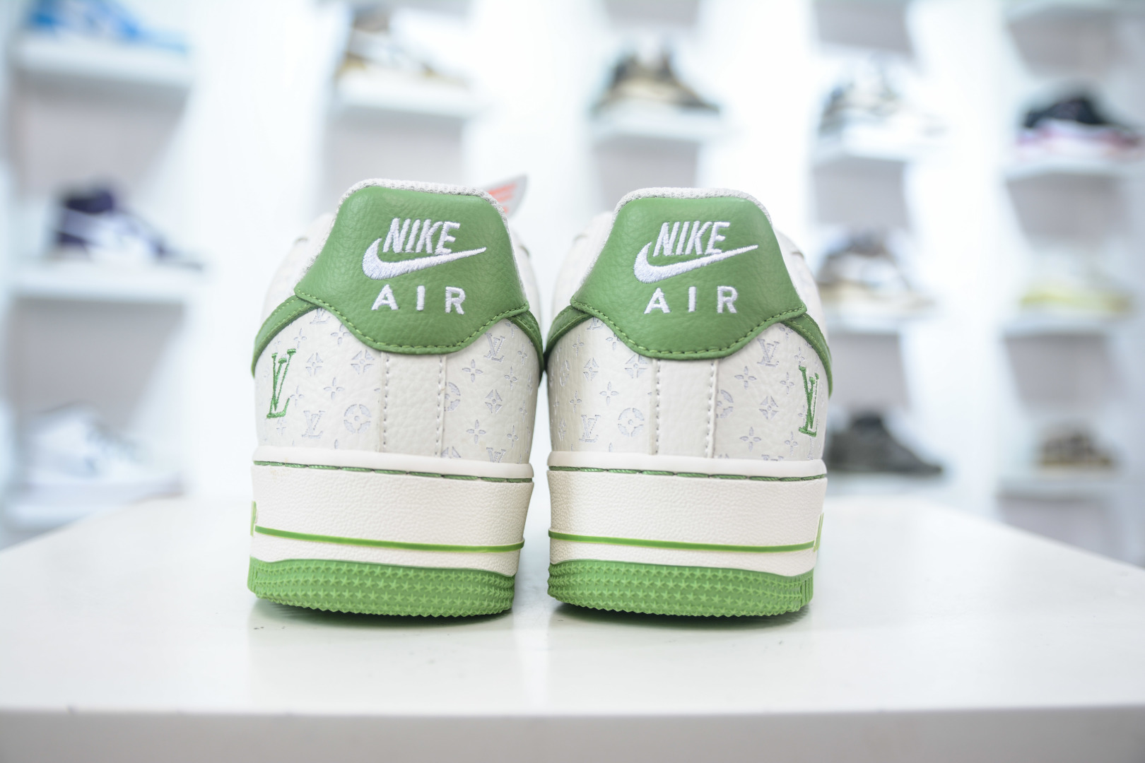 260 Louis Vuitton x NIke Air Force 1 LV联名-白绿  LW9279-016