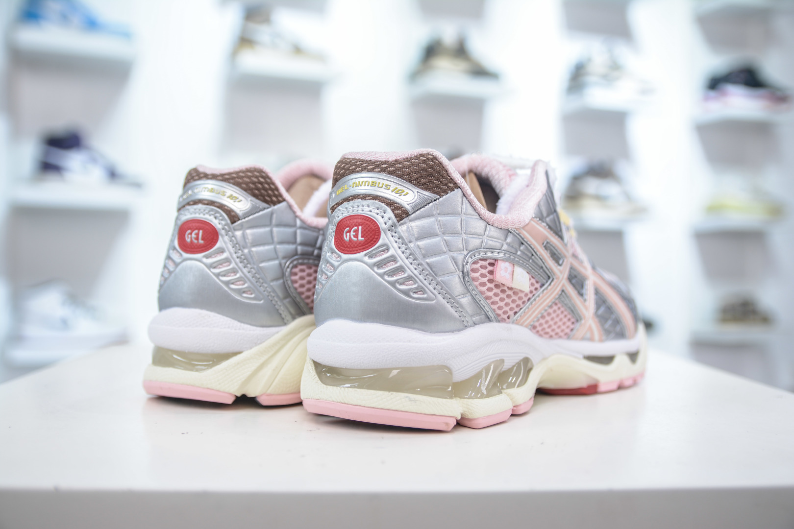210 Asics GEL-Kahana NIMBUS 10.1 耐磨透气低帮休闲鞋  1203A865-702