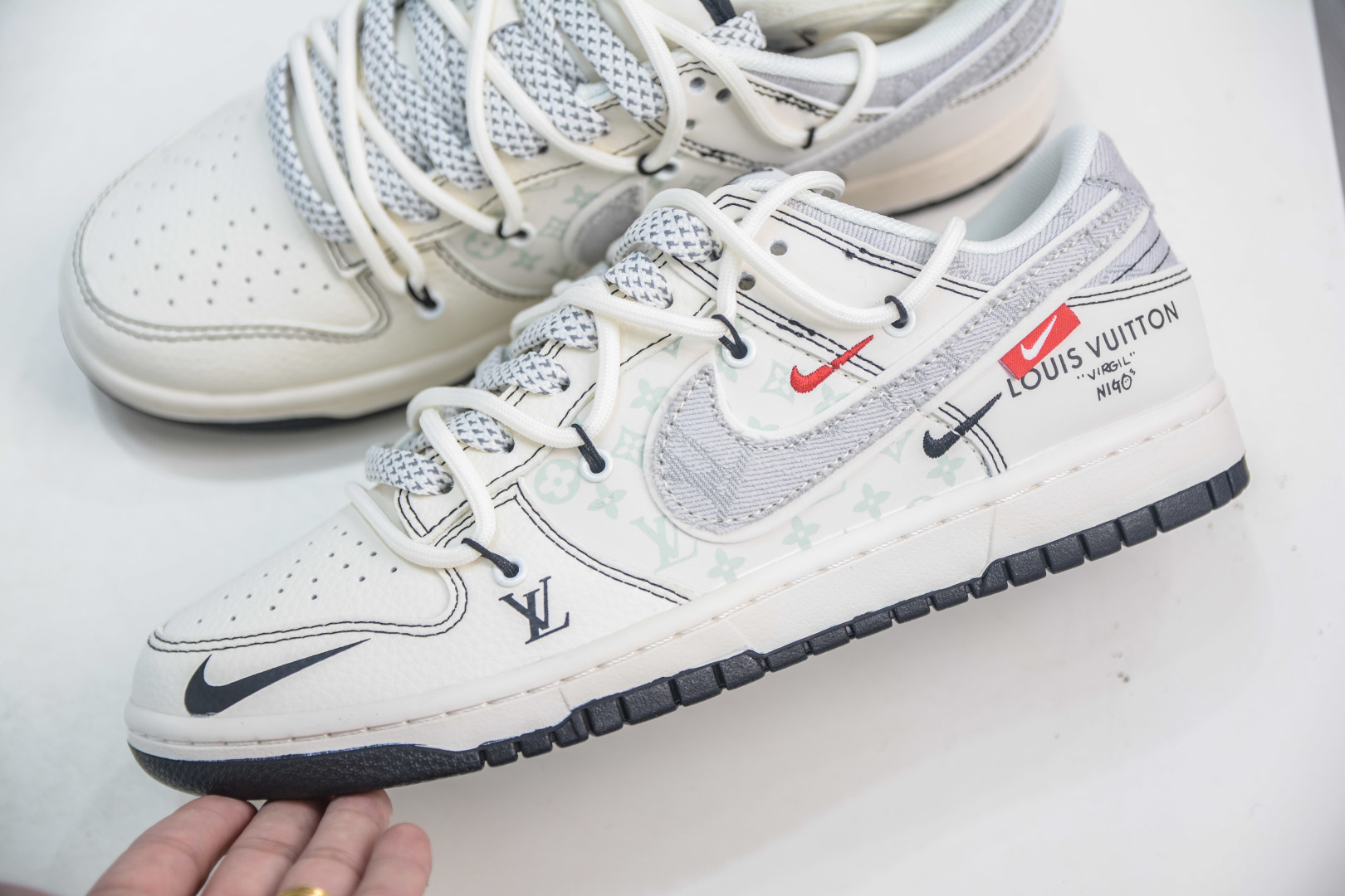 Nike SB Dunk Low x Louis VuittLV联名-白灰布勾绑带 YX5066-379