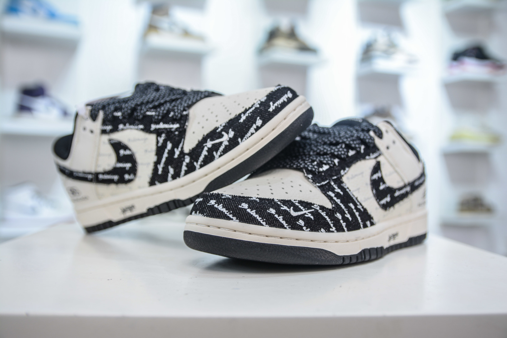 Nike SB Dunk Low x Balenciaga 巴黎世家联名-白黑牛仔布 XD1588-226