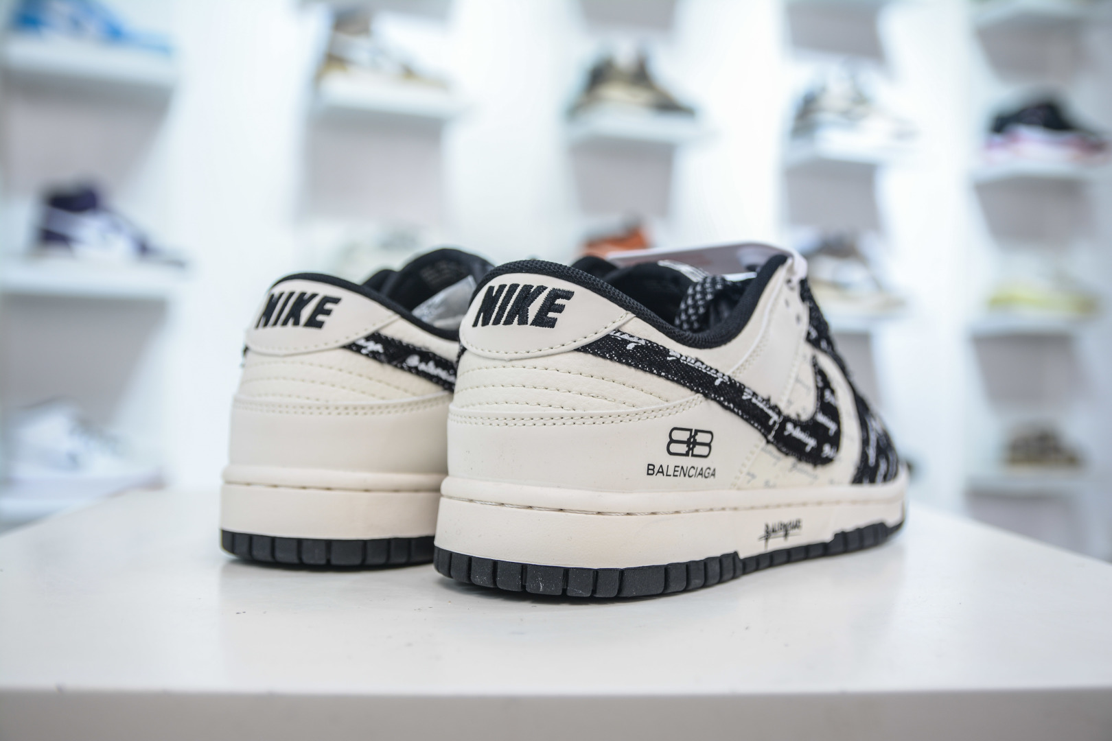 Nike SB Dunk Low x Balenciaga 巴黎世家联名-白黑牛仔布 XD1588-226