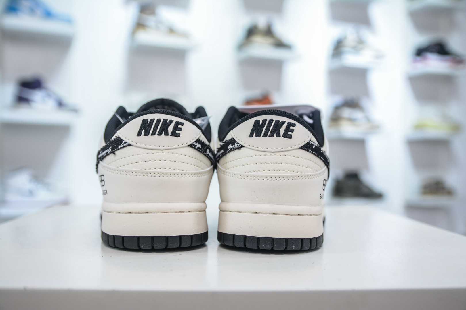 Nike SB Dunk Low x Balenciaga 巴黎世家联名-白黑牛仔布 XD1588-226