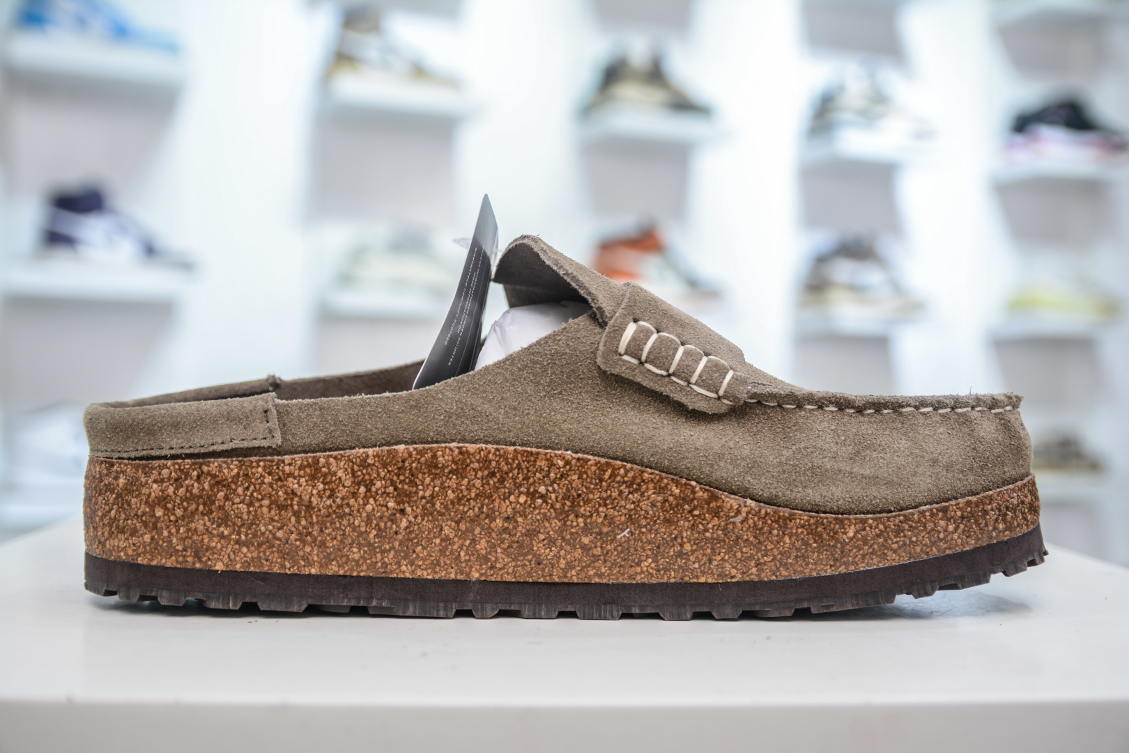勃肯 Birkenstock 优雅老钱风 乐福拖广东原产 德国百年知名鞋履品牌·勃肯Birkenstock 勃肯