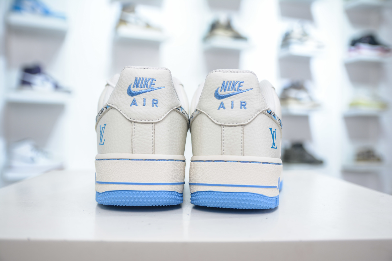 Louis Vuitton x Nike Air Force 1 Low White Blue Casual Shoes 3 cmp i1753104765378 5537 0 1