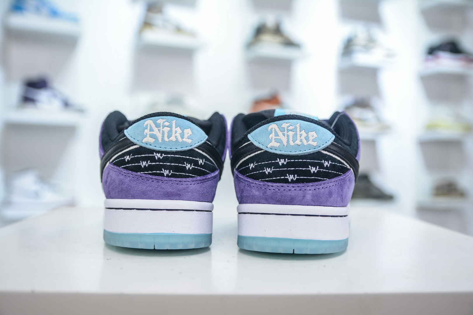 Hayley Wilsx NK Dunk SB DUNK LOW PRO 联名紫黑白 HJ0513-500