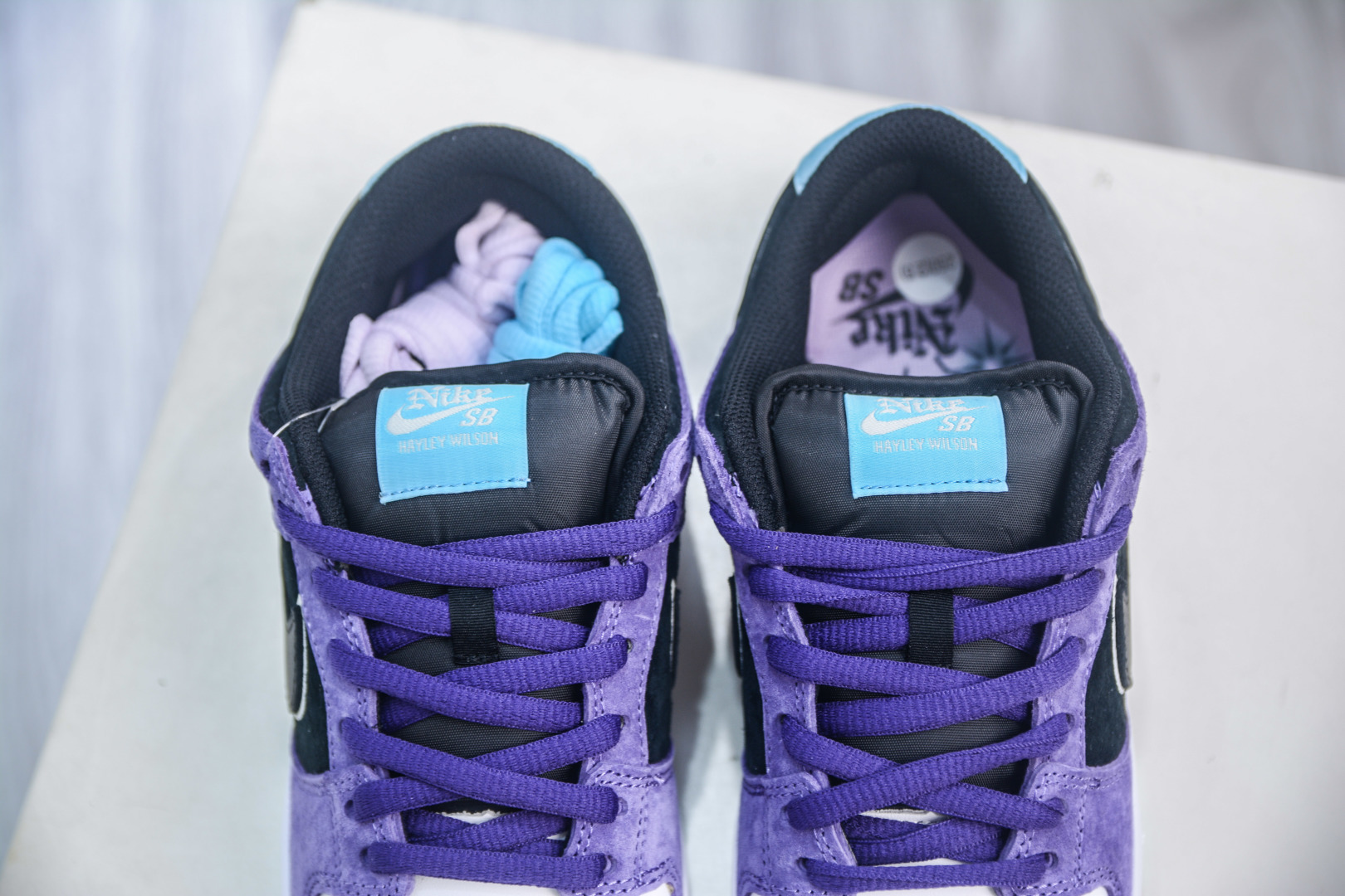Hayley Wilsx NK Dunk SB DUNK LOW PRO 联名紫黑白 HJ0513-500