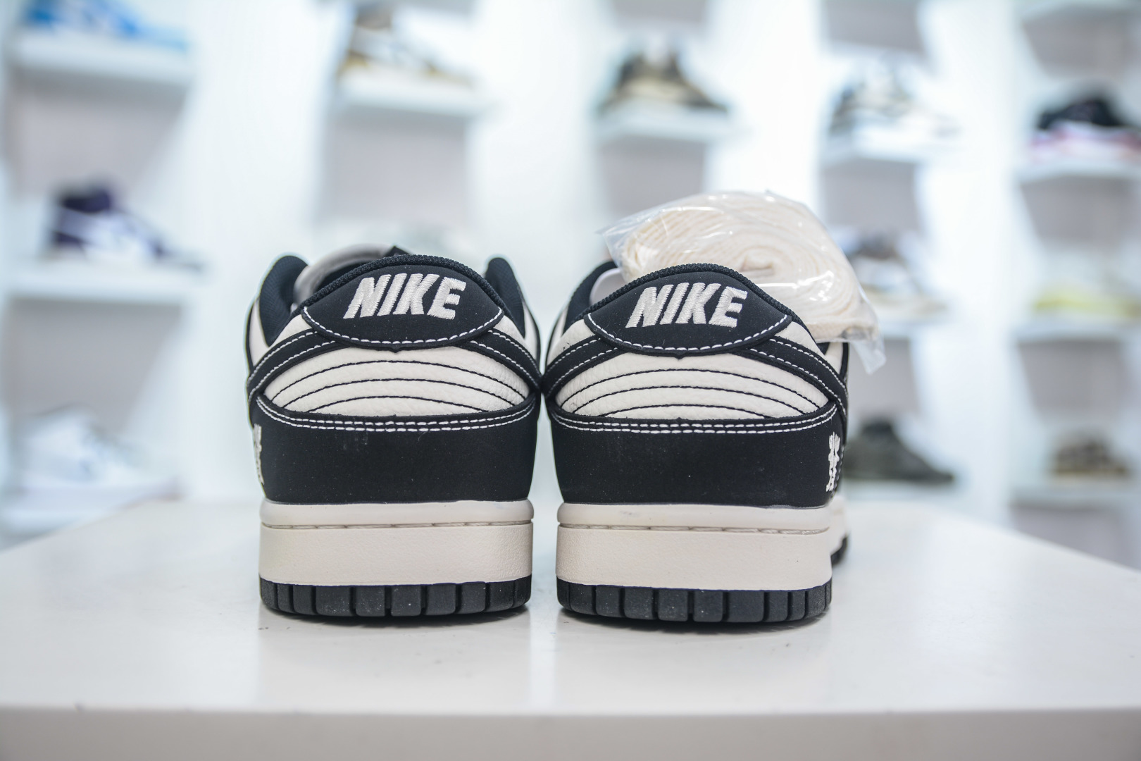 Nike SB Dunk Low "Money Cat" Black White Fashion Sneakers - Size 36-45 3 cmp i1753104981943 1117 0 1