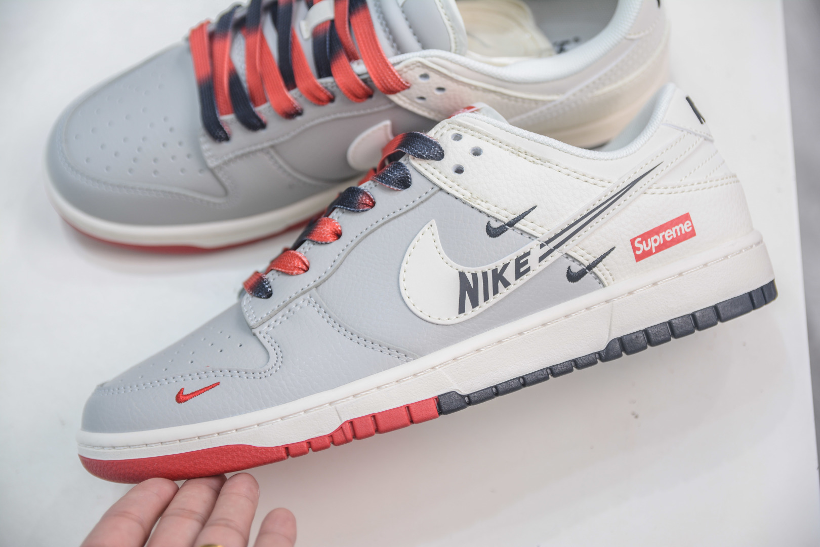 Nike SB Dunk Low x Supreme Grey White Sneakers Premium Quality, Best Price 7 cmp i1753199463934 6310 0 6