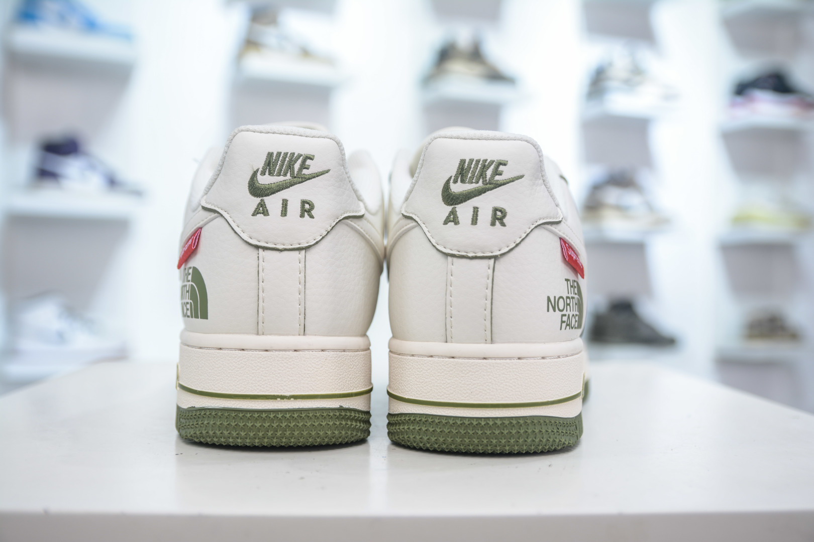 Nike Air Force 1 Low '07 x The North Face White Green Collaboration Shoes 3 cmp i1753199761338 6014 0 1