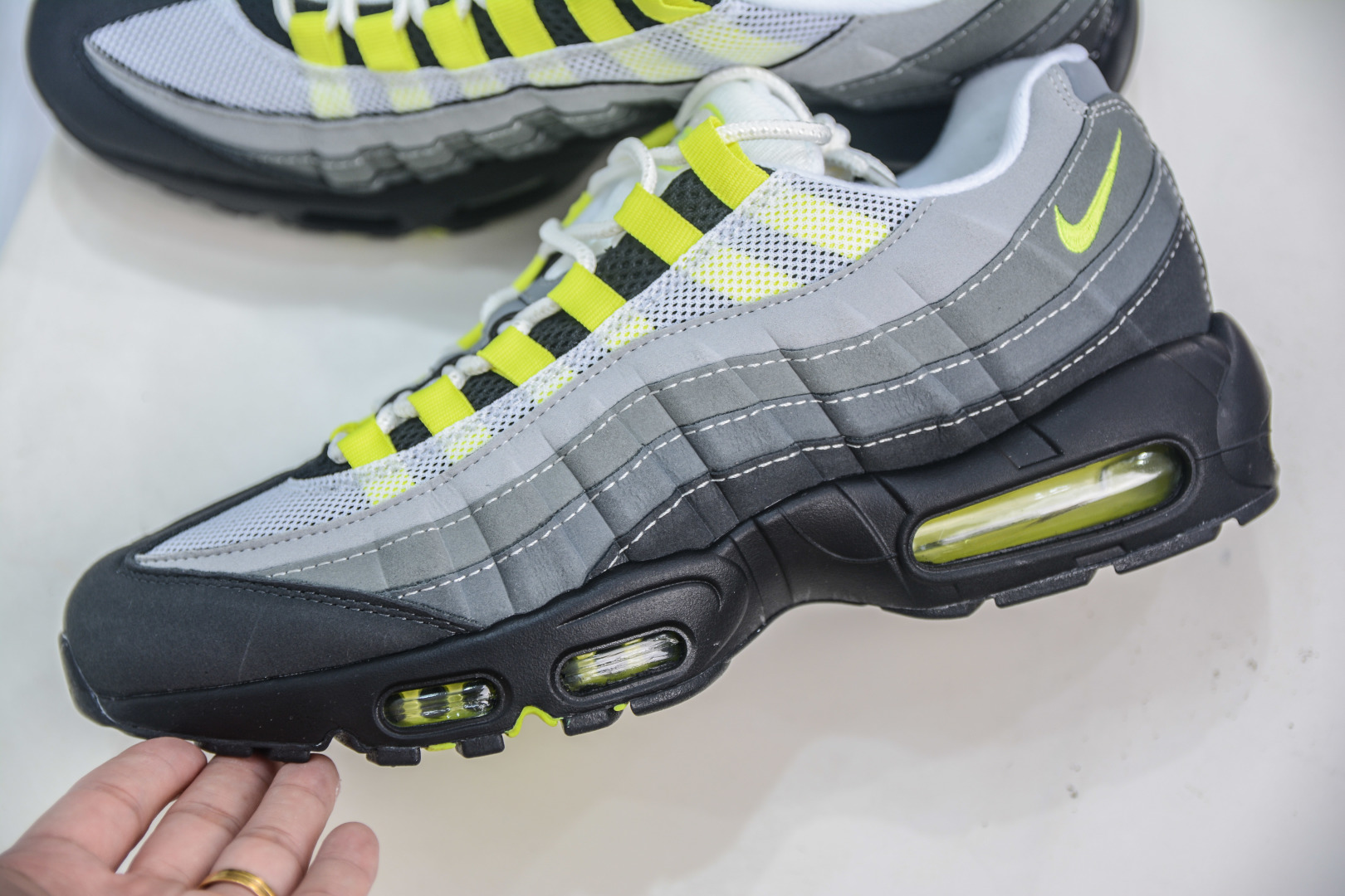 NK Air Max 95 复古减震气垫跑鞋 经典重温 CT1689-001