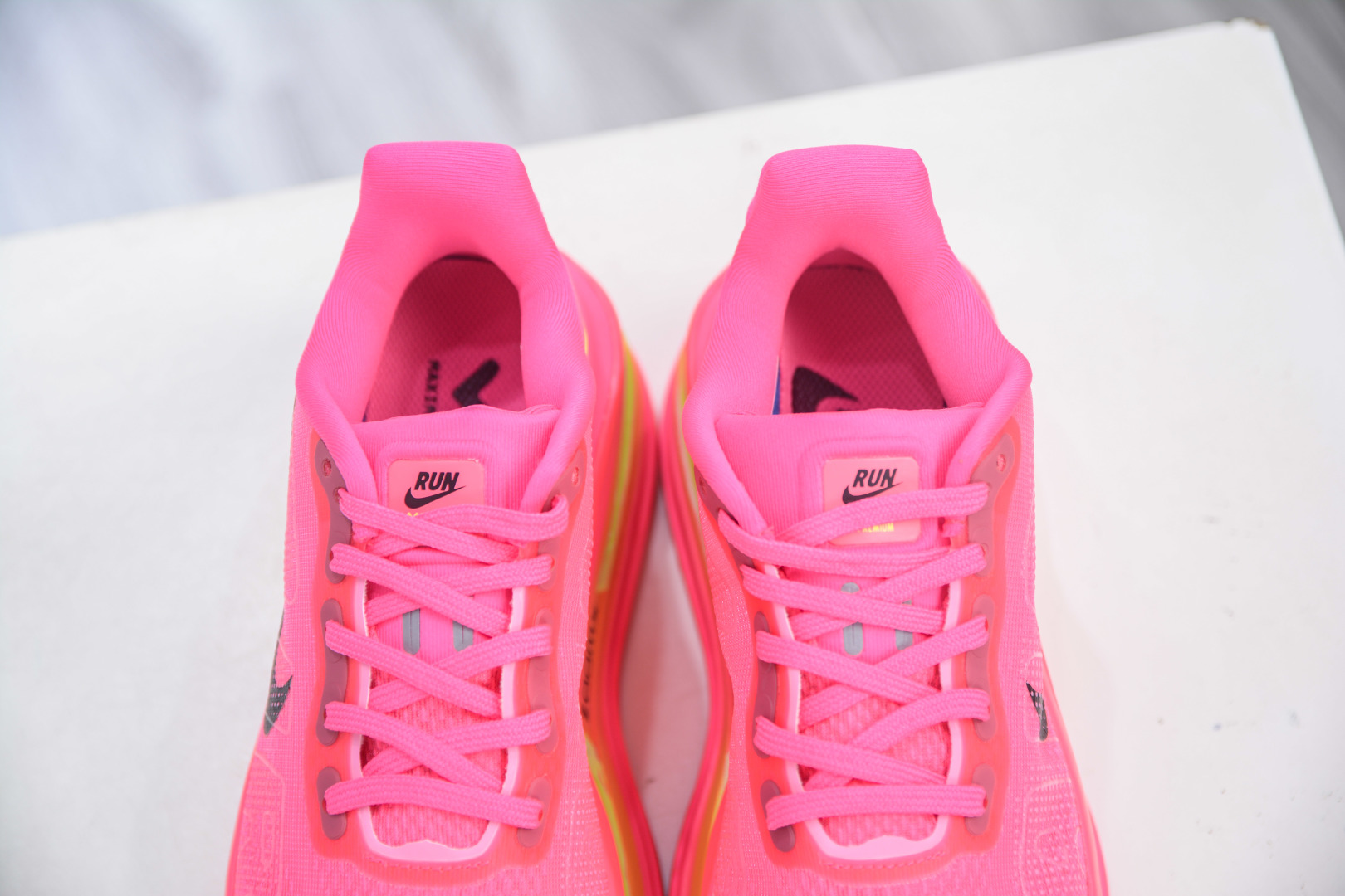 220 Nike Air Zoom Pegasus Premium 全掌气垫缓震网面运动跑鞋  FN8453-013