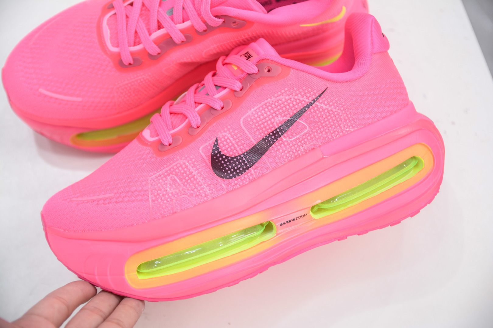 220 Nike Air Zoom Pegasus Premium 全掌气垫缓震网面运动跑鞋  FN8453-013