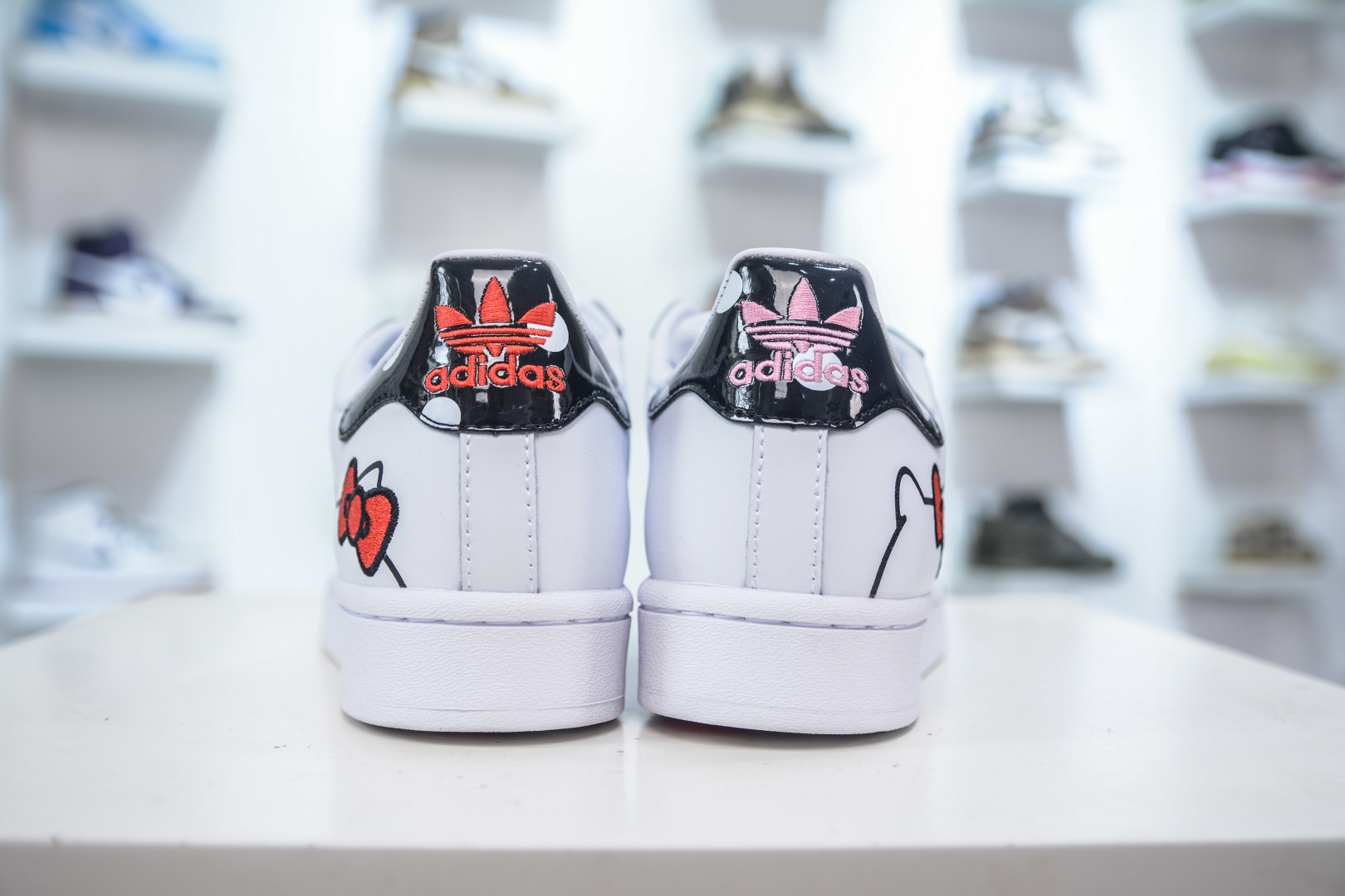 Adidas Originals Superstar Hello Kitty Women's Sneakers - Classic Style, New Designs 2 cmp i1753367343489 9733 0 1