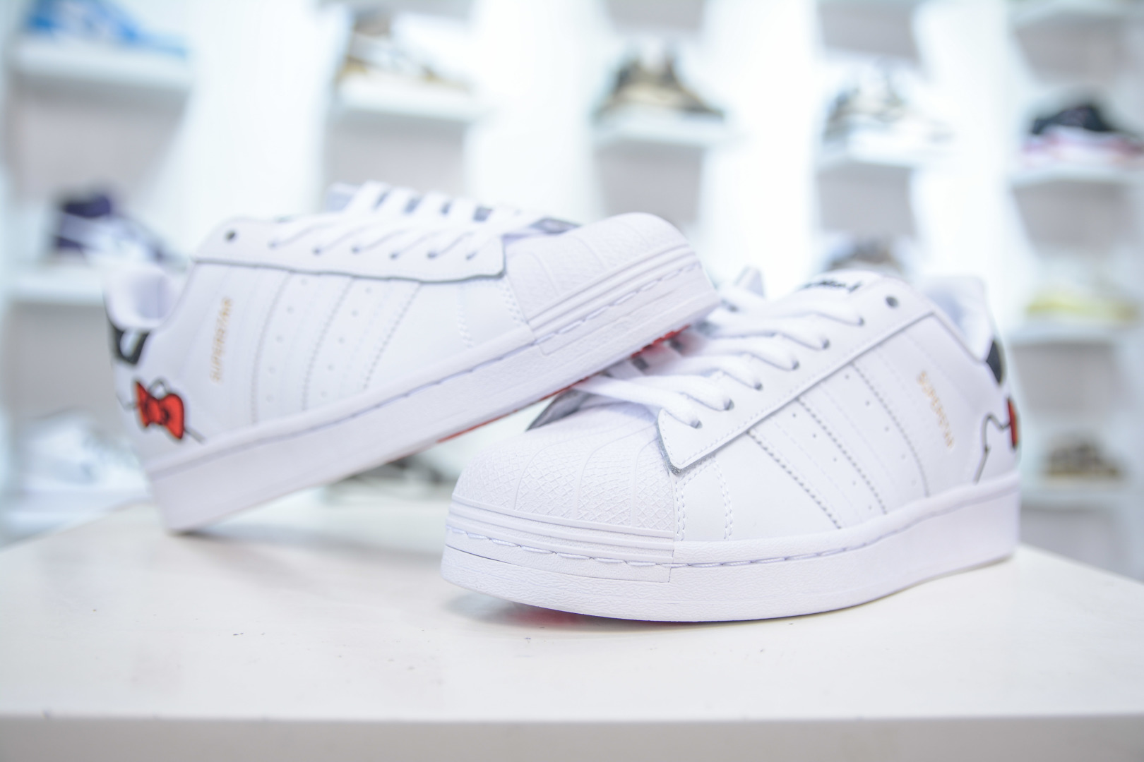 Adidas Originals Superstar Hello Kitty Women's Sneakers - Classic Style, New Designs 4 cmp i1753367343490 6872 0 3